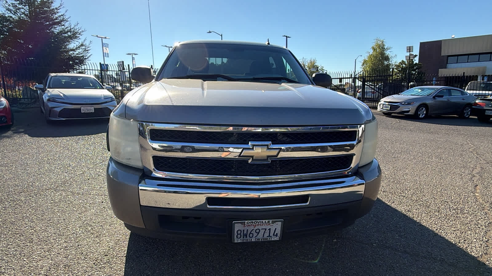 Used 2009 Chevrolet Silverado 1500 1LT with VIN 3GCEC230X9G242498 for sale in Redding, CA