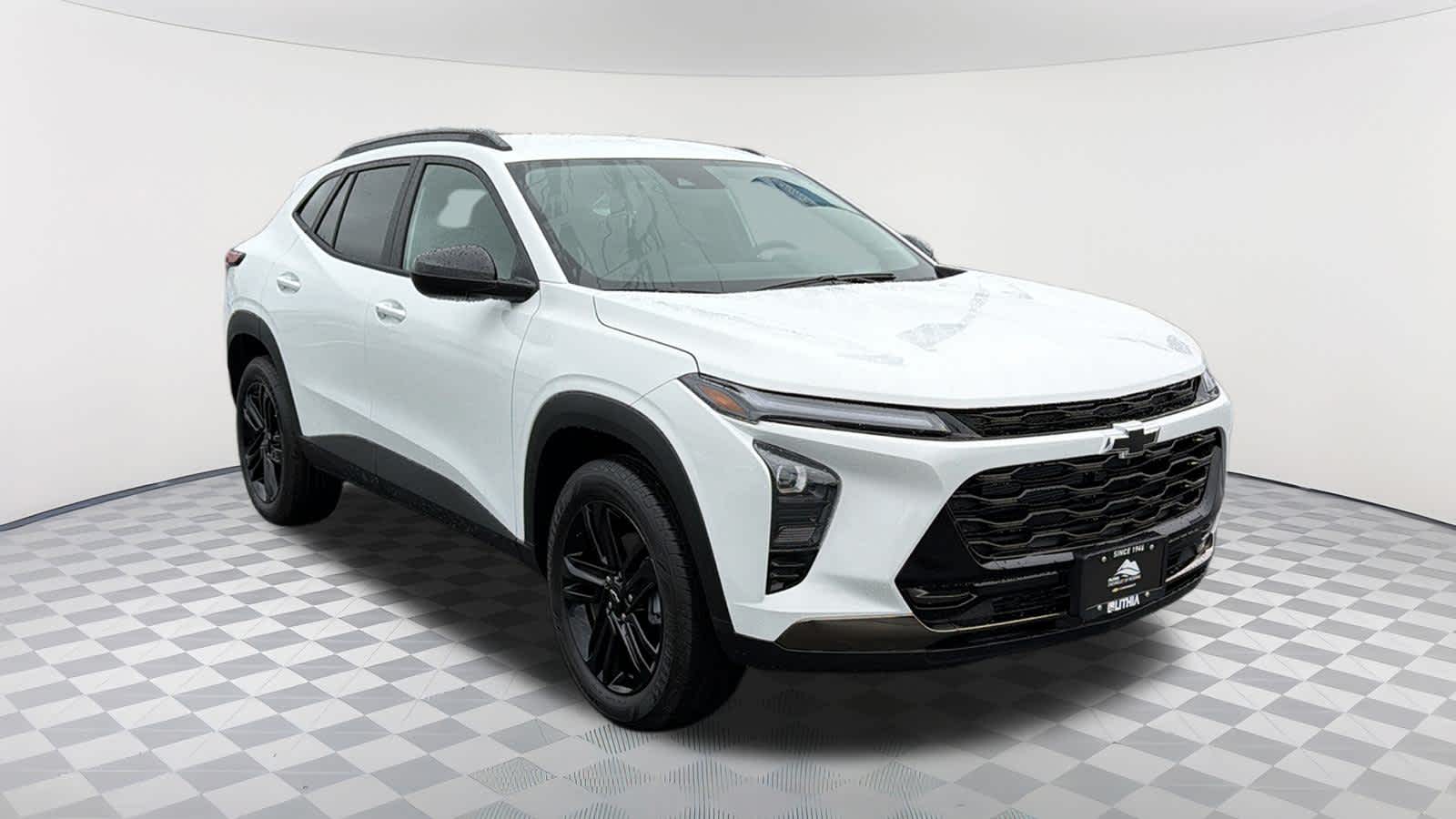 Thumbnail: 2026 Chevrolet Trax - 2