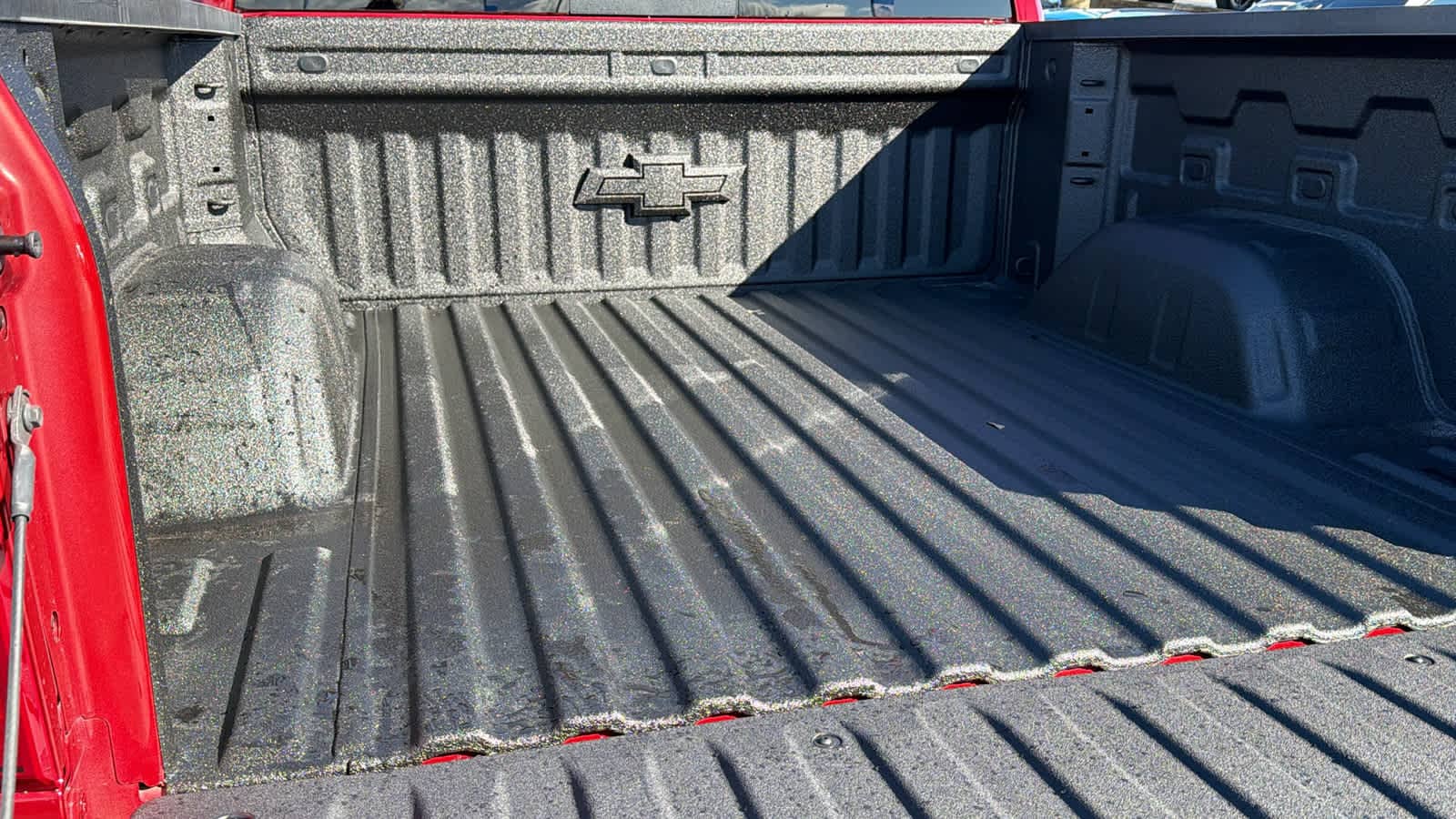 Thumbnail: 2026 Chevrolet Silverado 1500 - 27