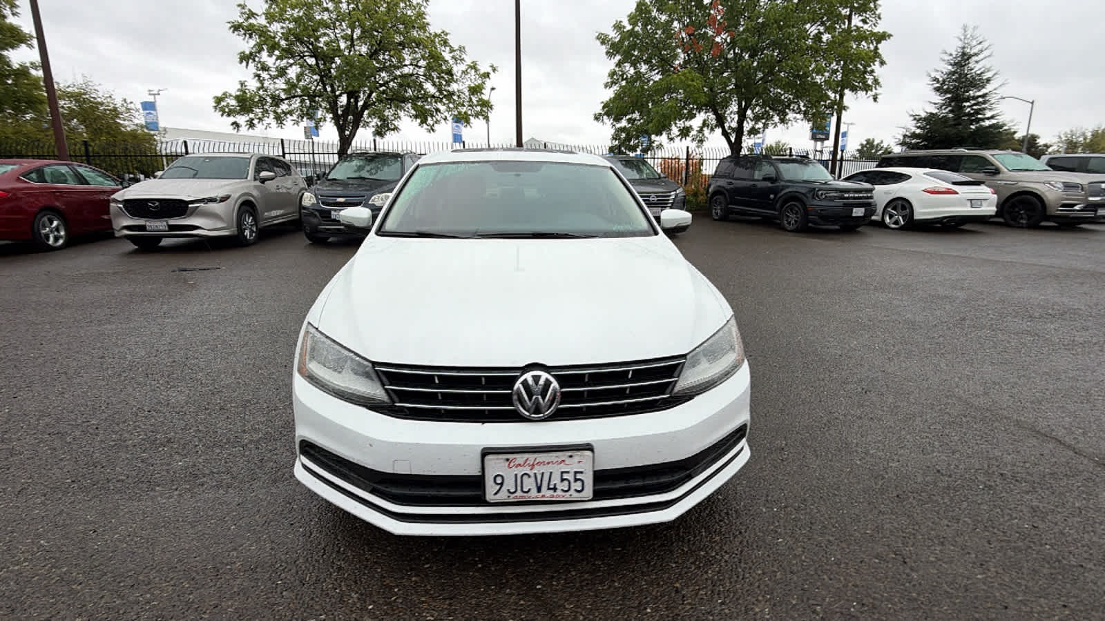 Used 2018 Volkswagen Jetta SE with VIN 3VWDB7AJXJM229339 for sale in Redding, CA