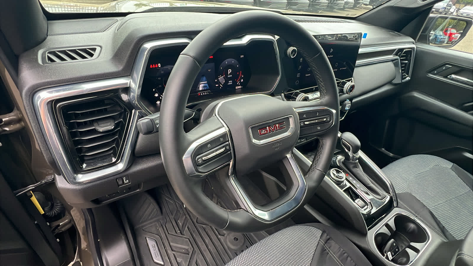 Thumbnail: 2024 GMC Canyon - 10