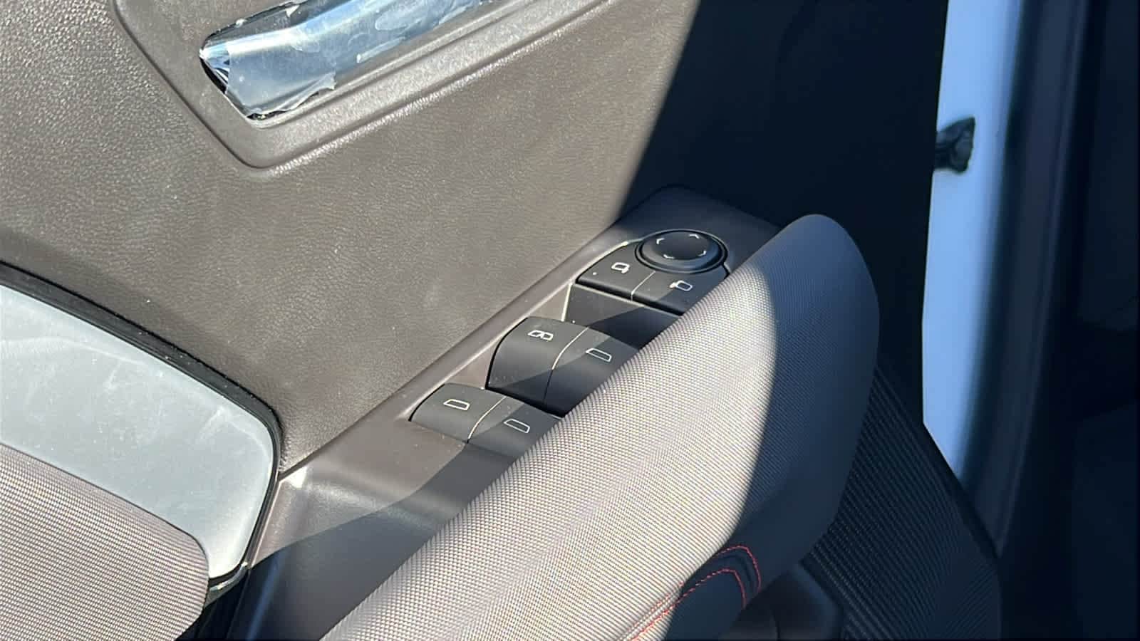 Thumbnail: 2026 Chevrolet Colorado - 22