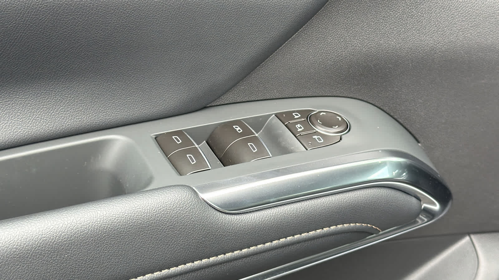 2026 Chevrolet Traverse High Country - Photo 22
