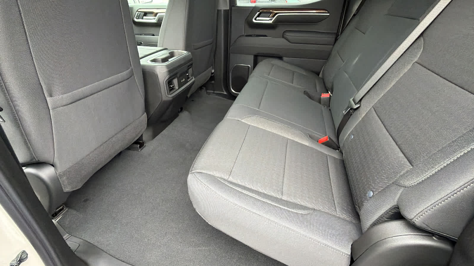 Thumbnail: 2026 Chevrolet Silverado 1500 - 24