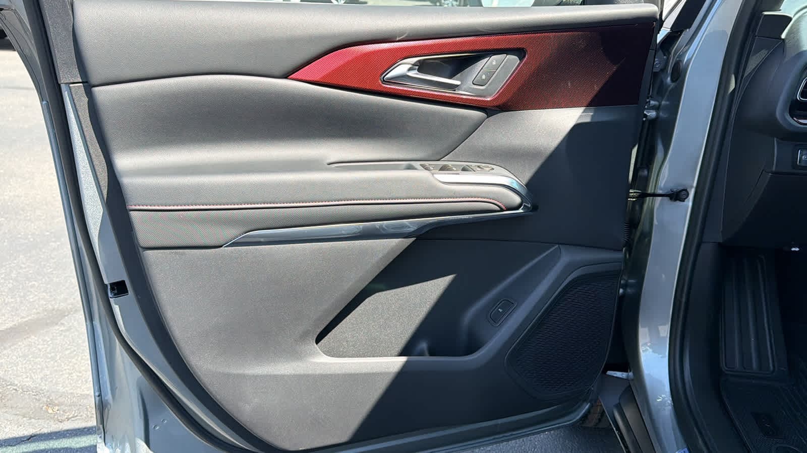 Thumbnail: 2026 Chevrolet Traverse - 23