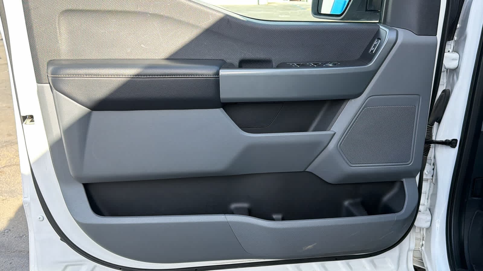 Thumbnail: 2023 Ford F-150 - 23