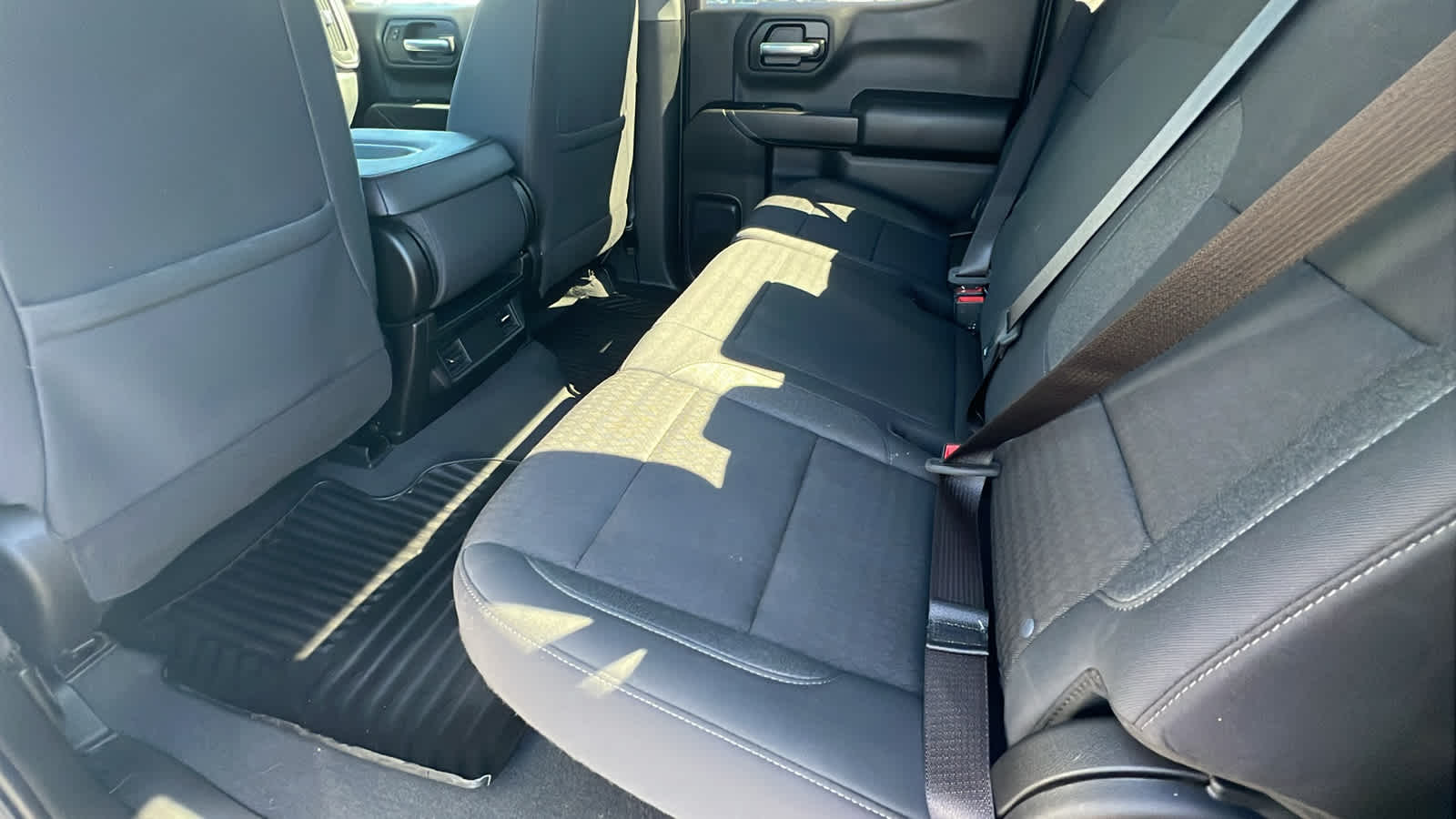Thumbnail: 2023 Chevrolet Silverado 1500 - 17