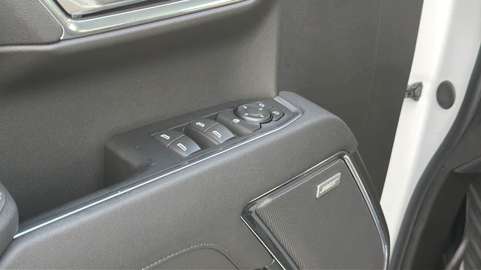 Thumbnail: 2026 Chevrolet Silverado 1500 - 22