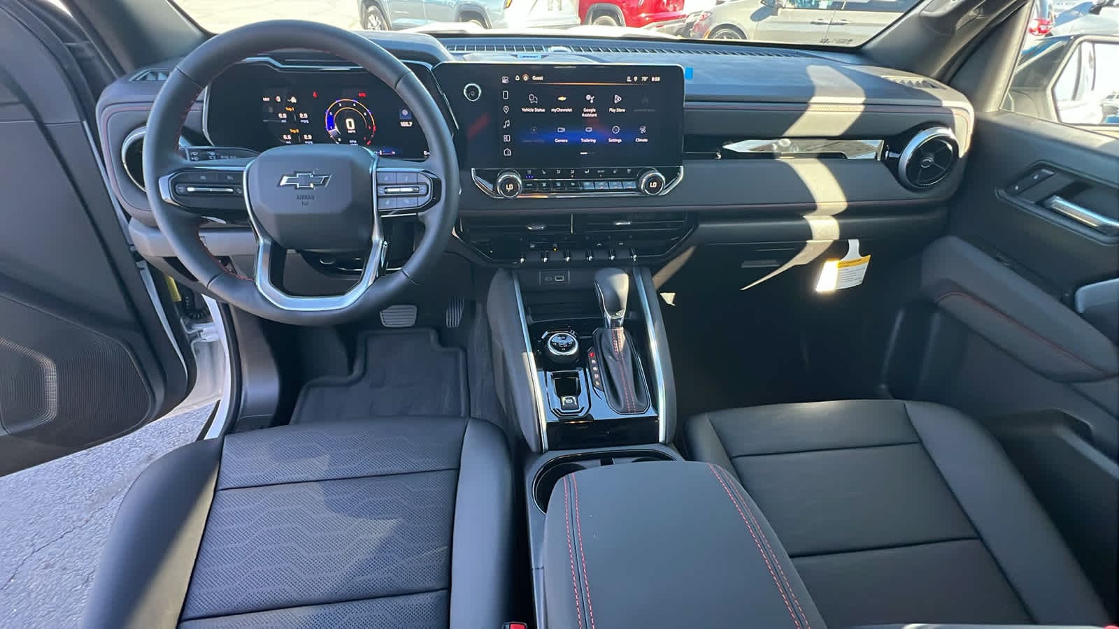 Thumbnail: 2026 Chevrolet Colorado - 26