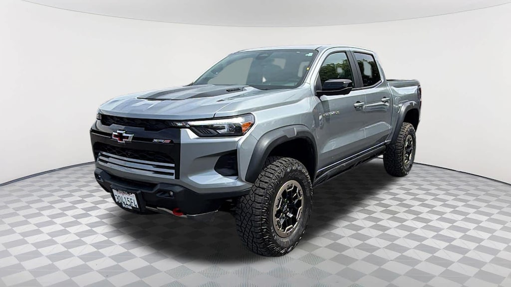 Used 2025 Chevrolet Colorado ZR2 Truck Crew Cab