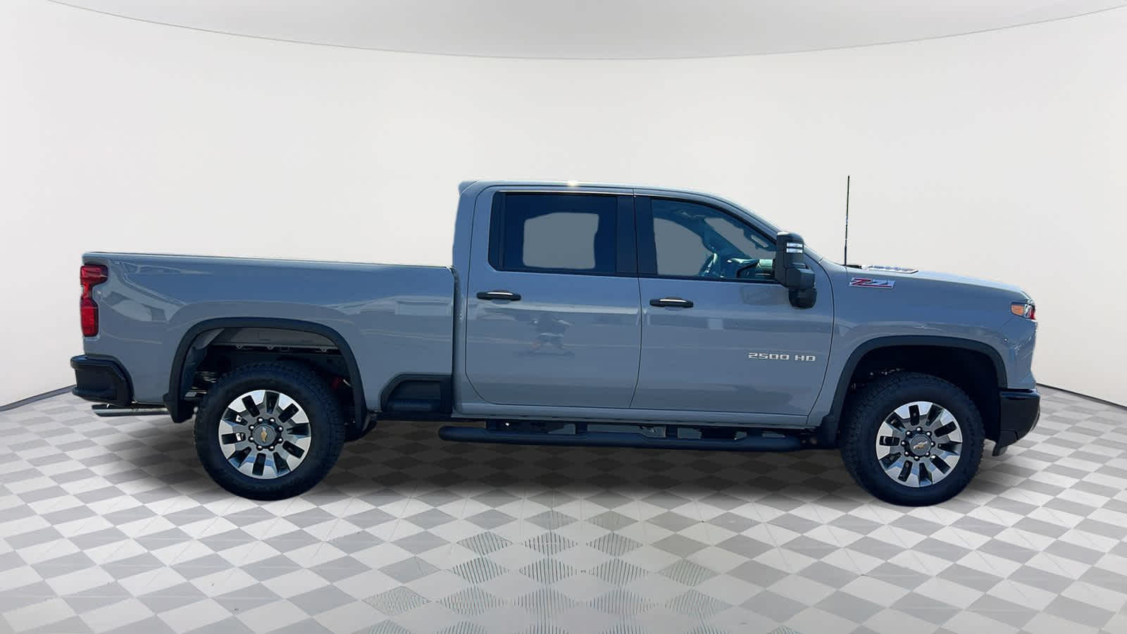 Thumbnail: 2025 Chevrolet Silverado 2500 - 4