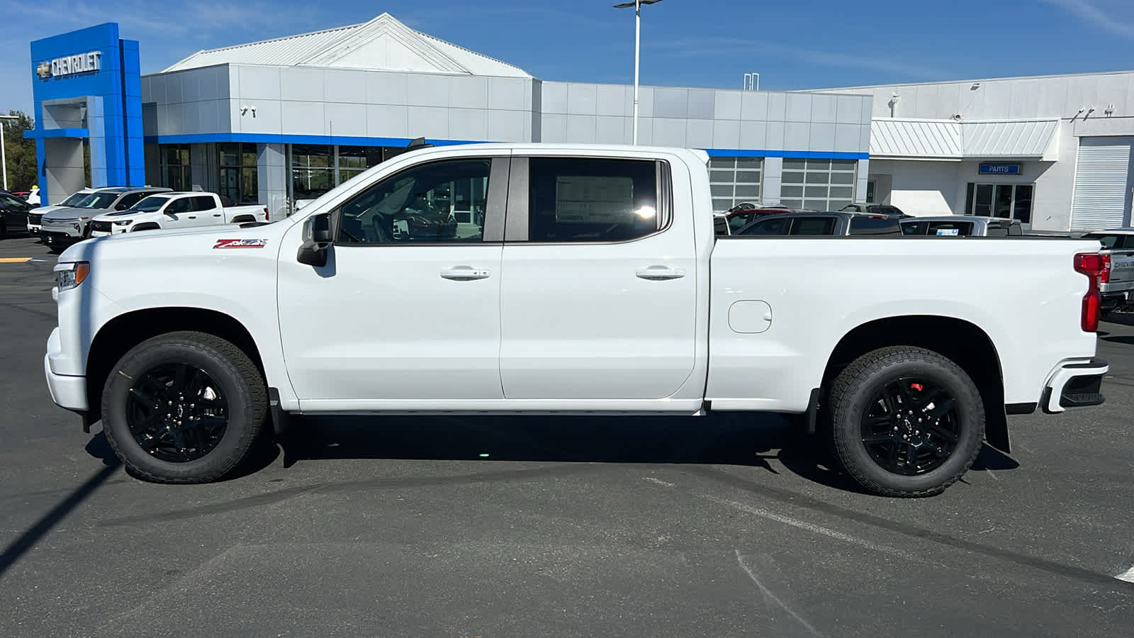Thumbnail: 2025 Chevrolet Silverado 1500 - 8