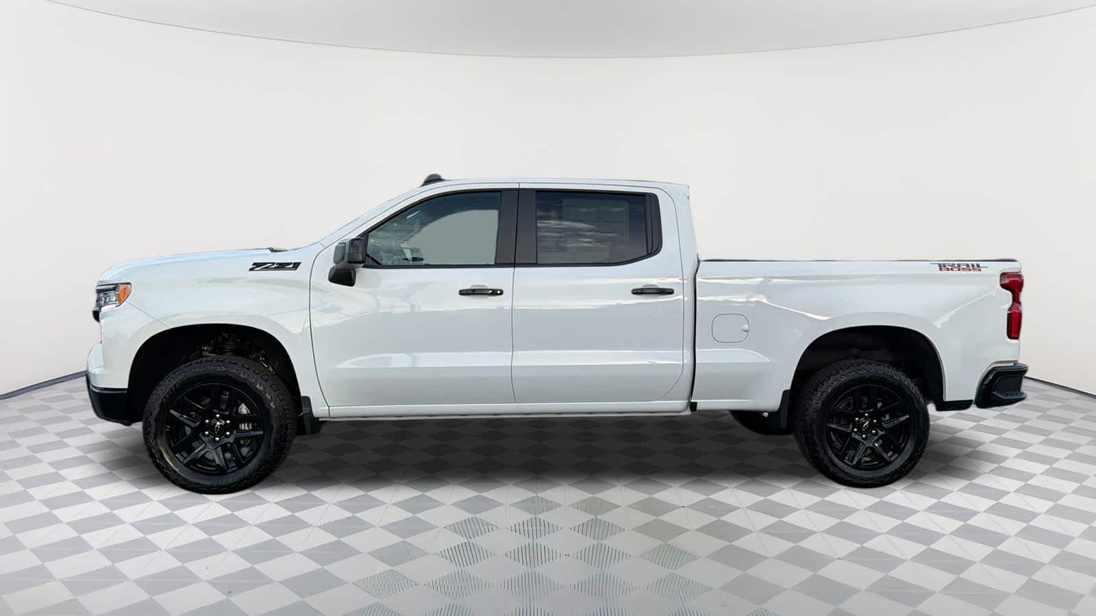 Thumbnail: 2026 Chevrolet Silverado 1500 - 8