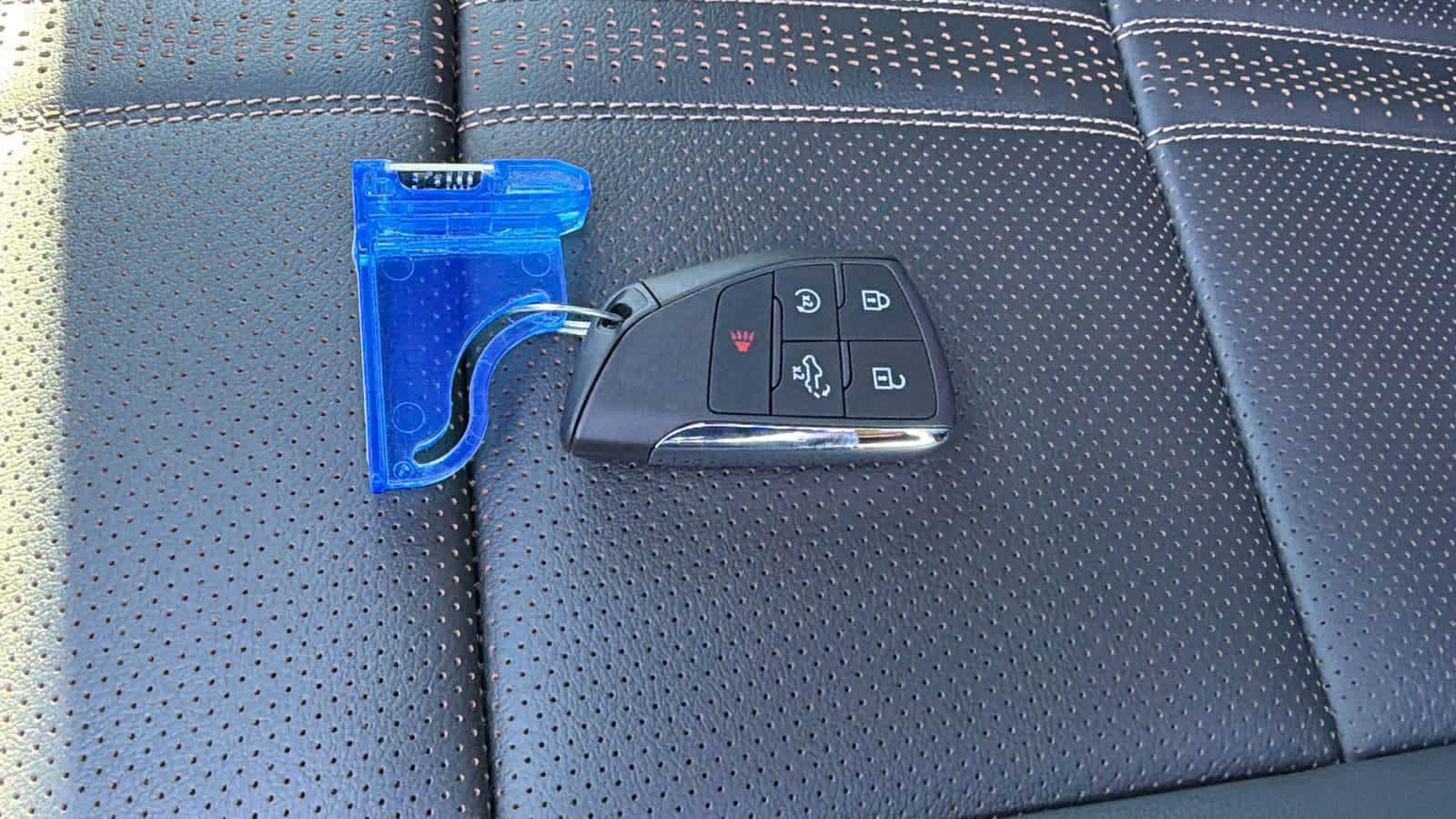 Thumbnail: 2026 Chevrolet Silverado 2500 - 29