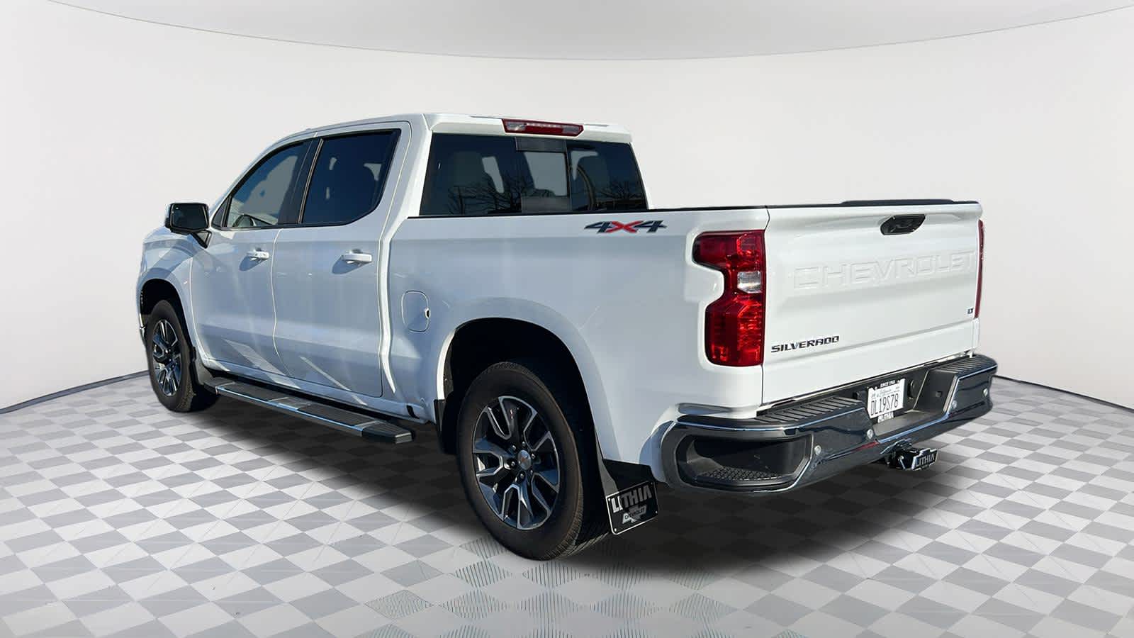 Thumbnail: 2025 Chevrolet Silverado 1500 - 4
