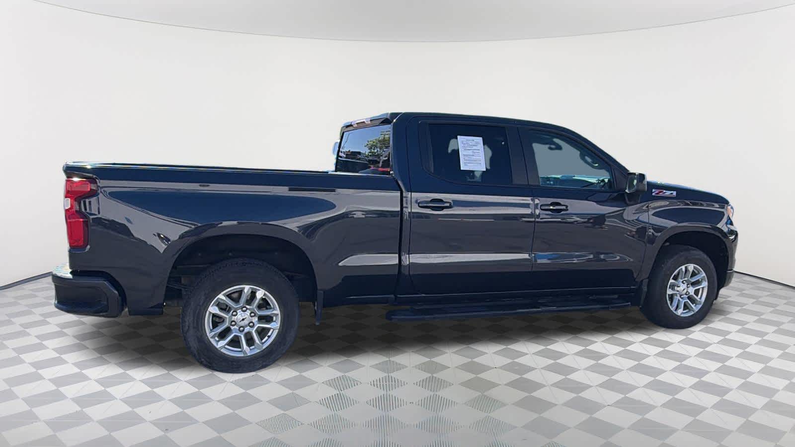 Thumbnail: 2023 Chevrolet Silverado 1500 - 3