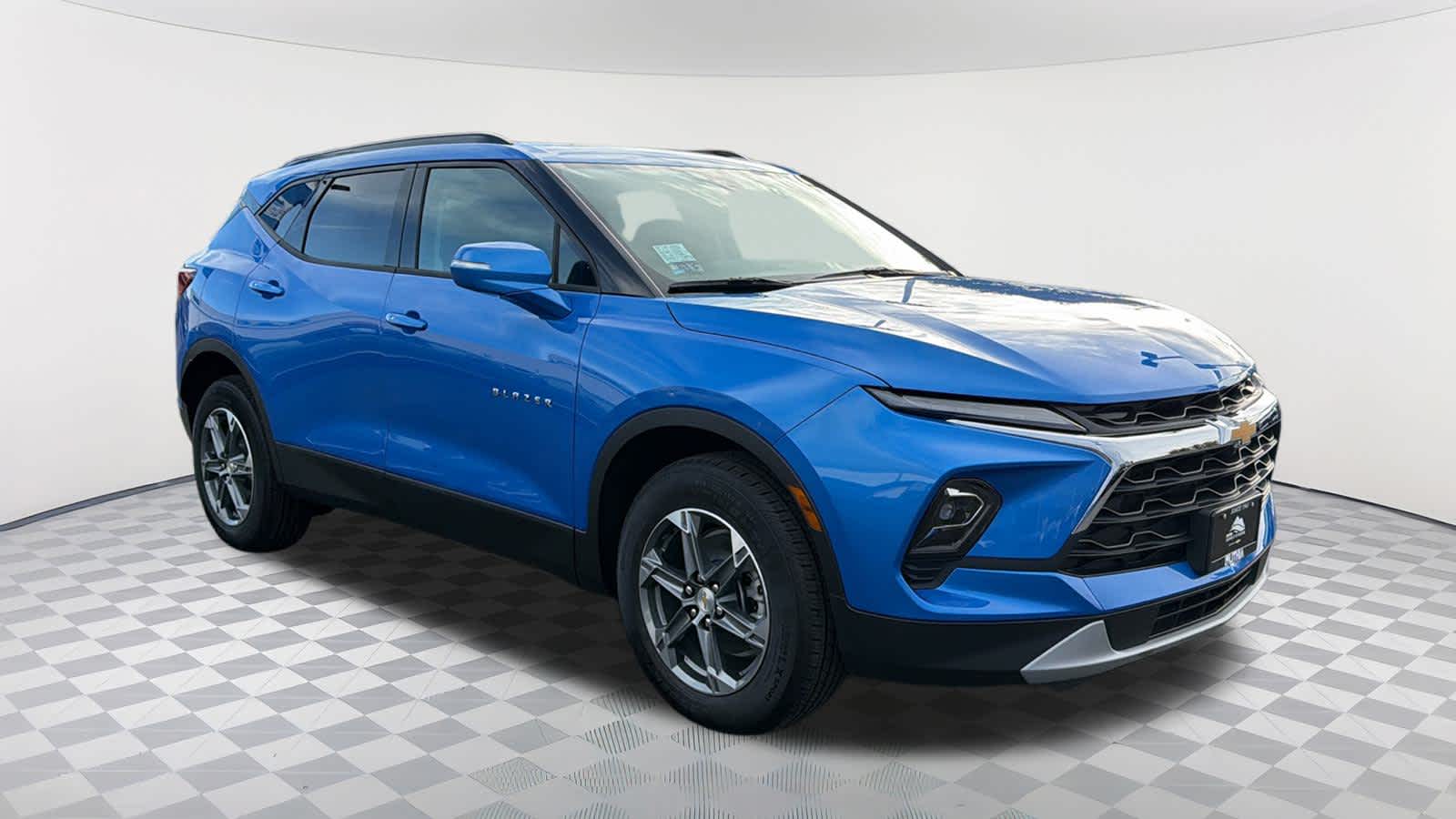 Thumbnail: 2025 Chevrolet Blazer - 3