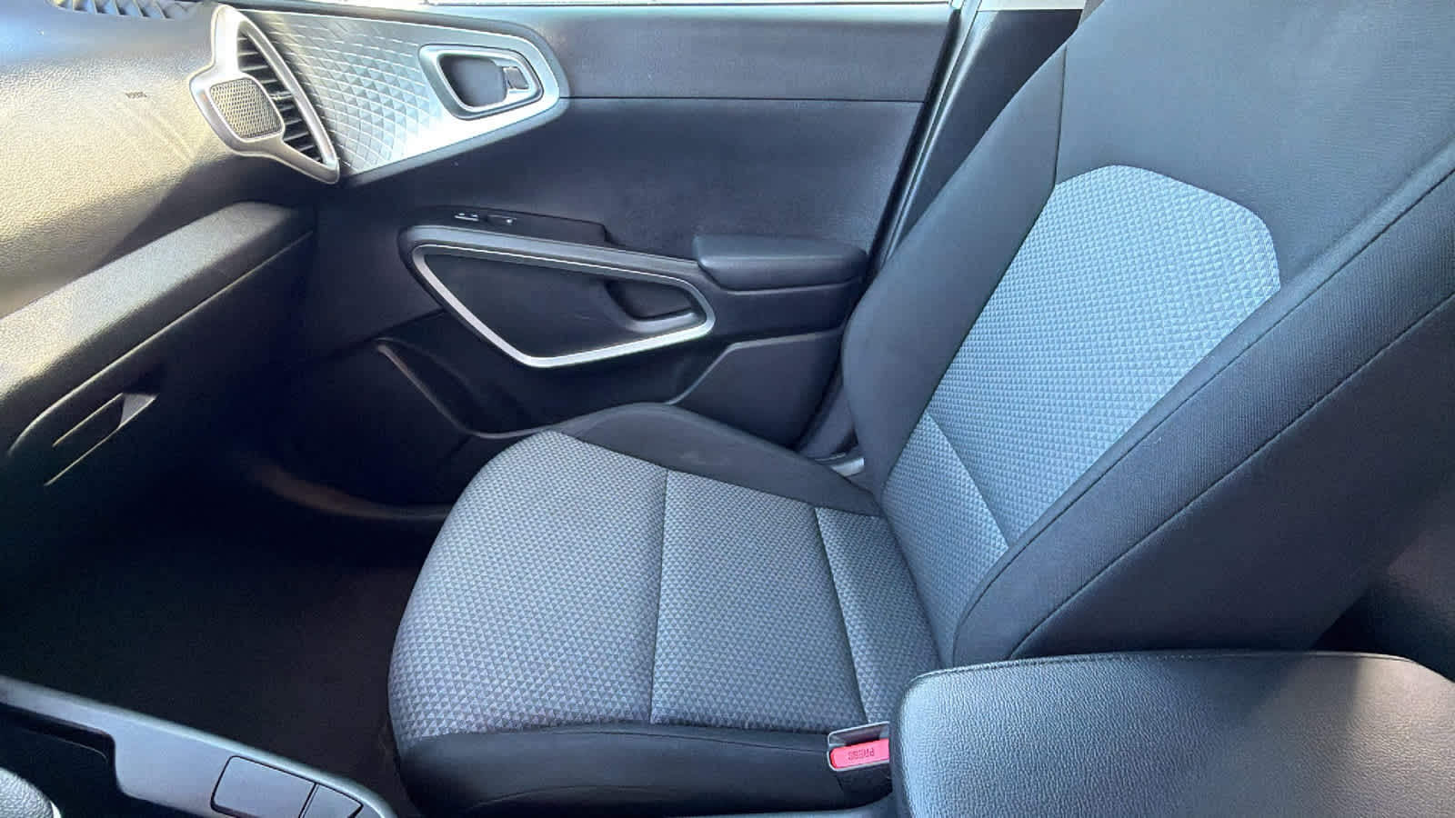 Thumbnail: 2023 Kia Soul - 12