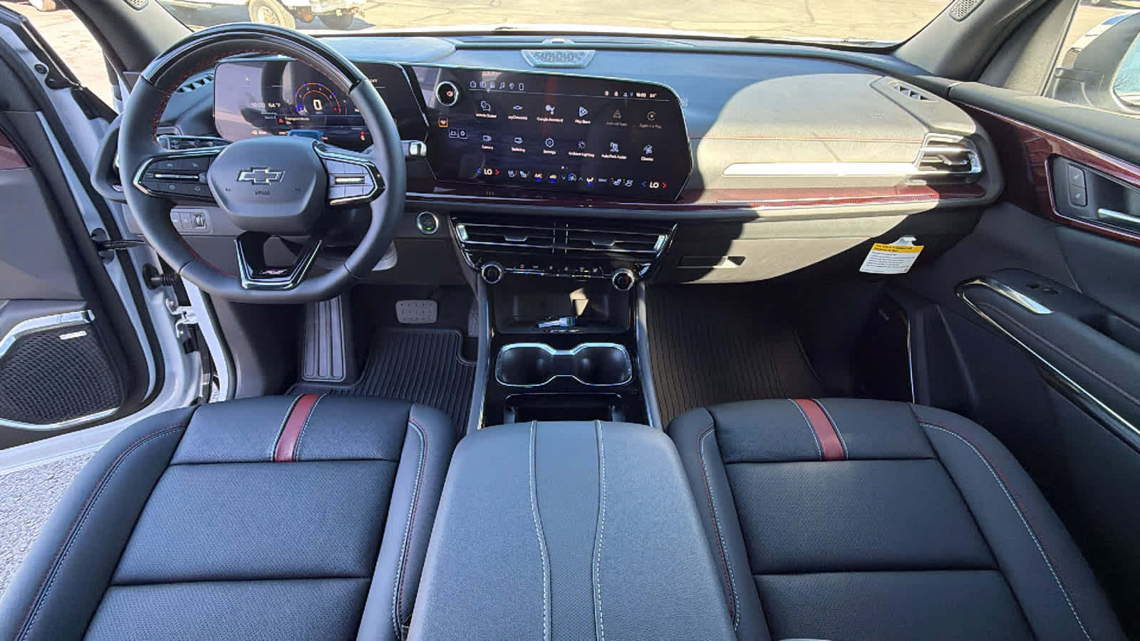 Thumbnail: 2026 Chevrolet Traverse - 26