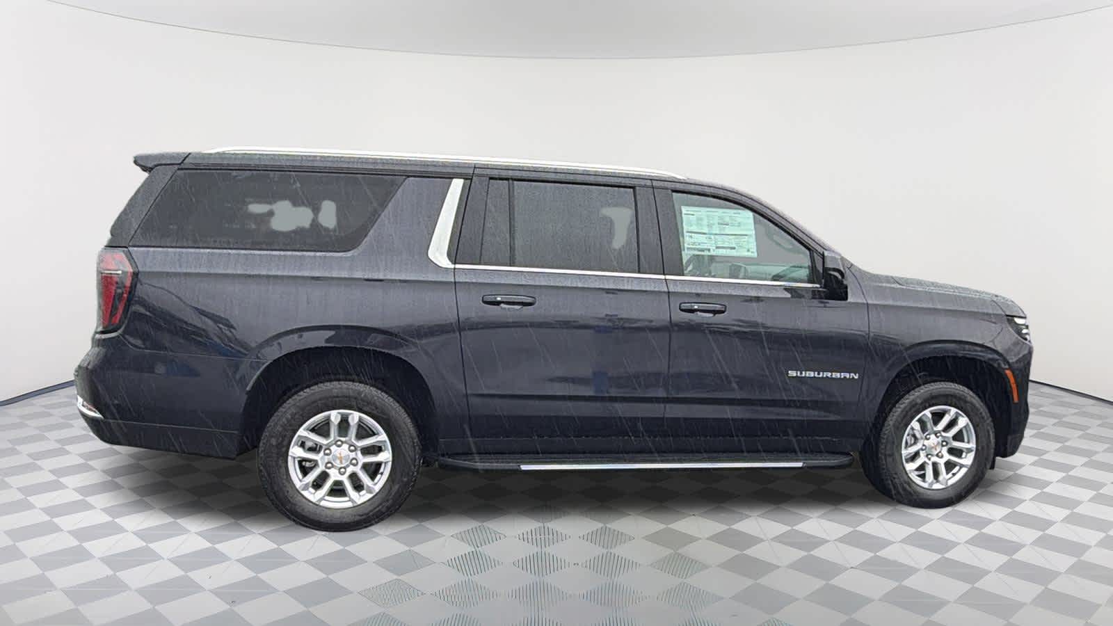 Thumbnail: 2026 Chevrolet Suburban - 4