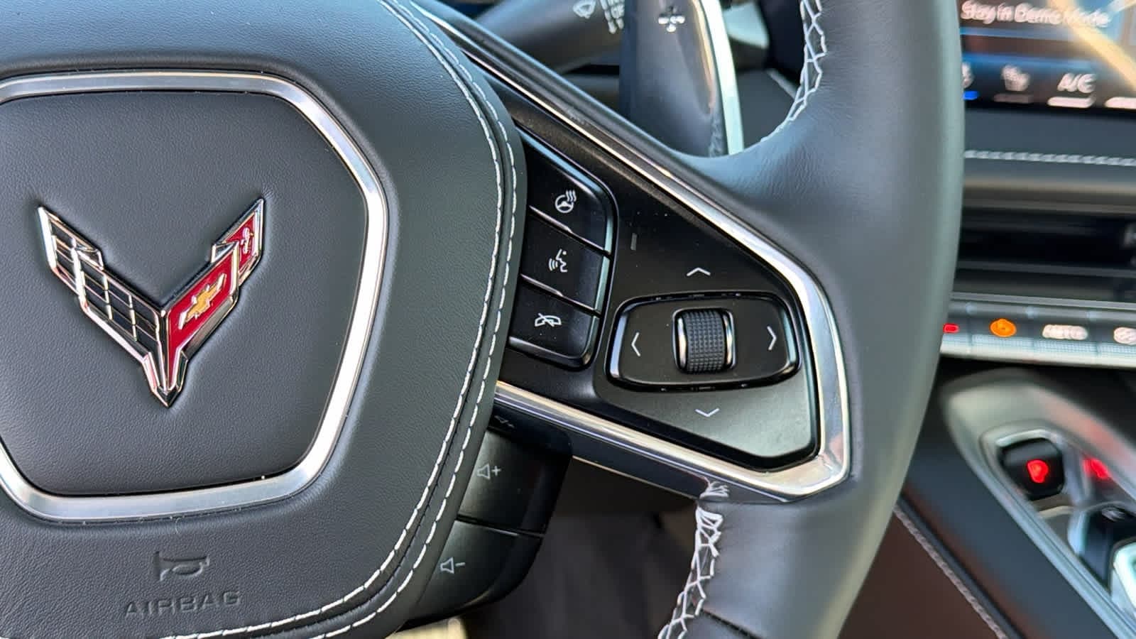 2027 Chevrolet Corvette 2LT - Photo 20