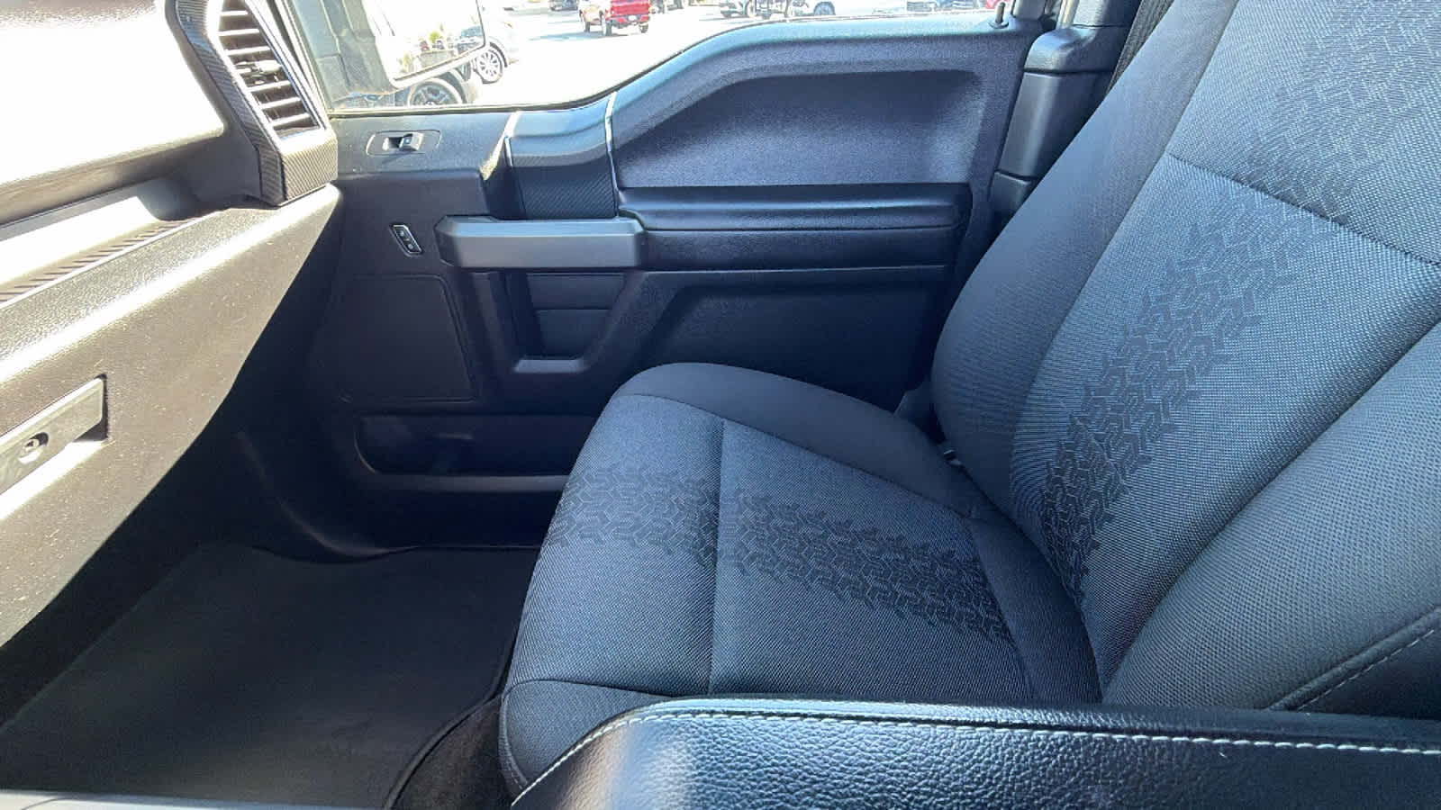 Thumbnail: 2018 Ford F-150 - 12