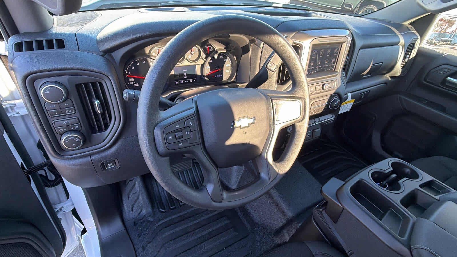 Thumbnail: 2026 Chevrolet Silverado 1500 - 10