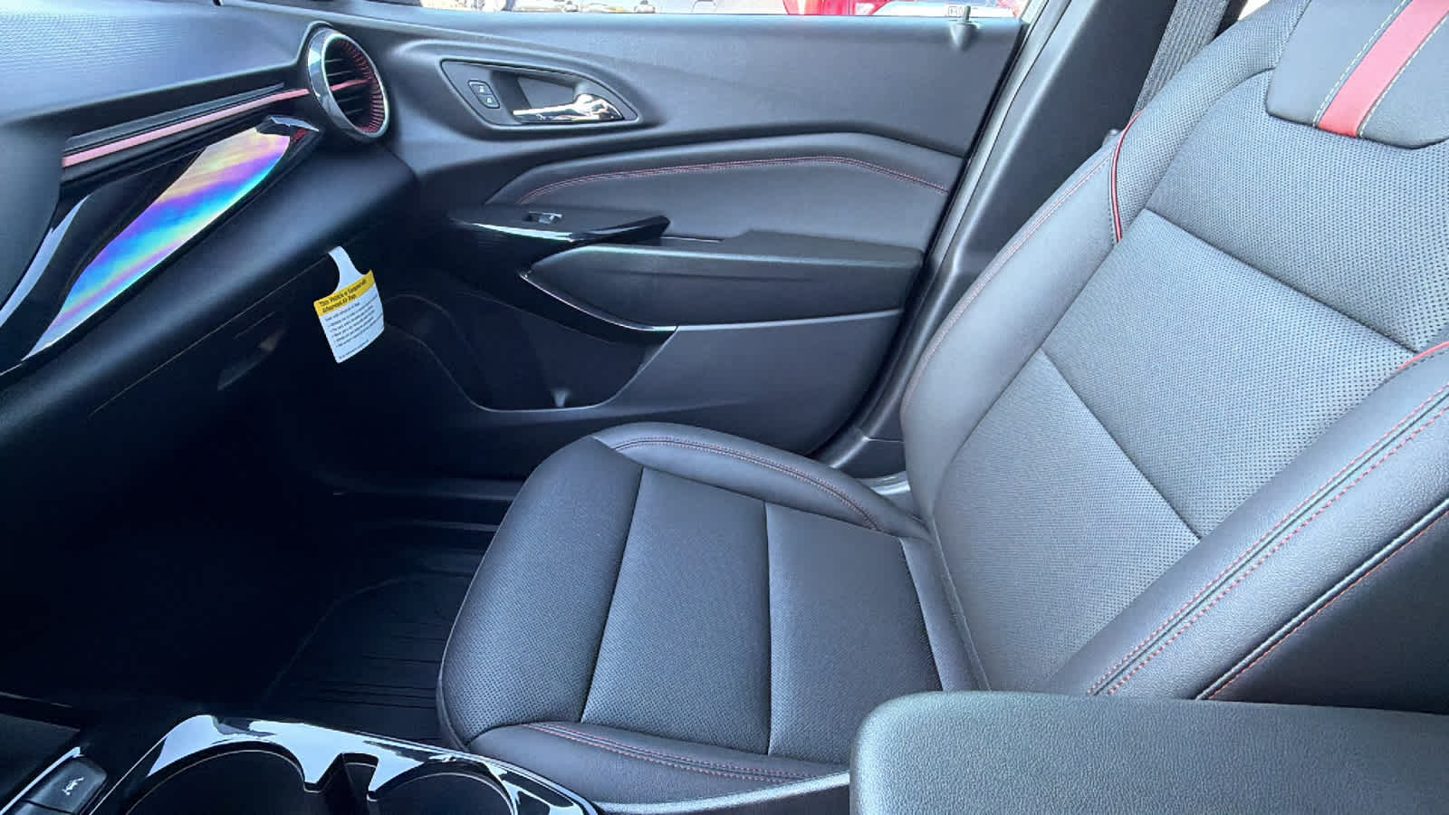 2026 Chevrolet Trax RS - Photo 12
