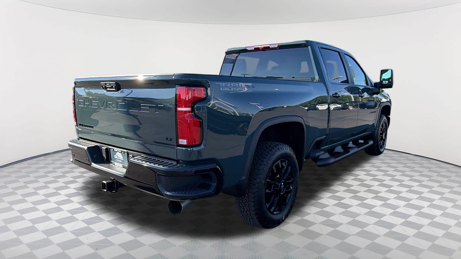 Thumbnail: 2026 Chevrolet Silverado 2500 - 5
