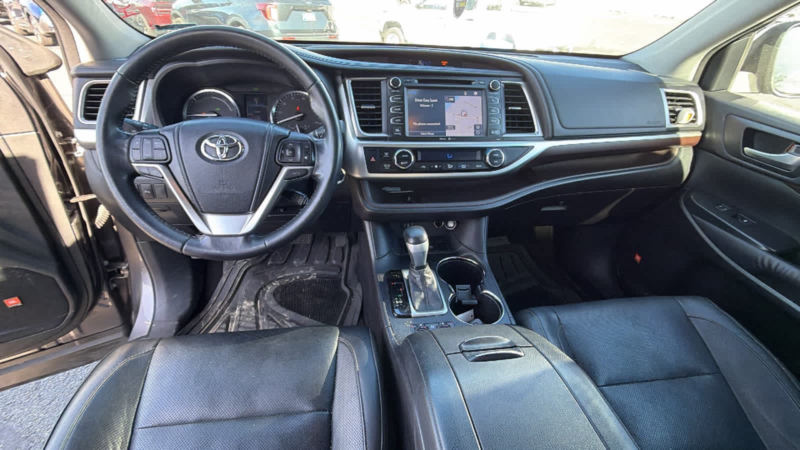 Thumbnail: 2014 Toyota Highlander - 18