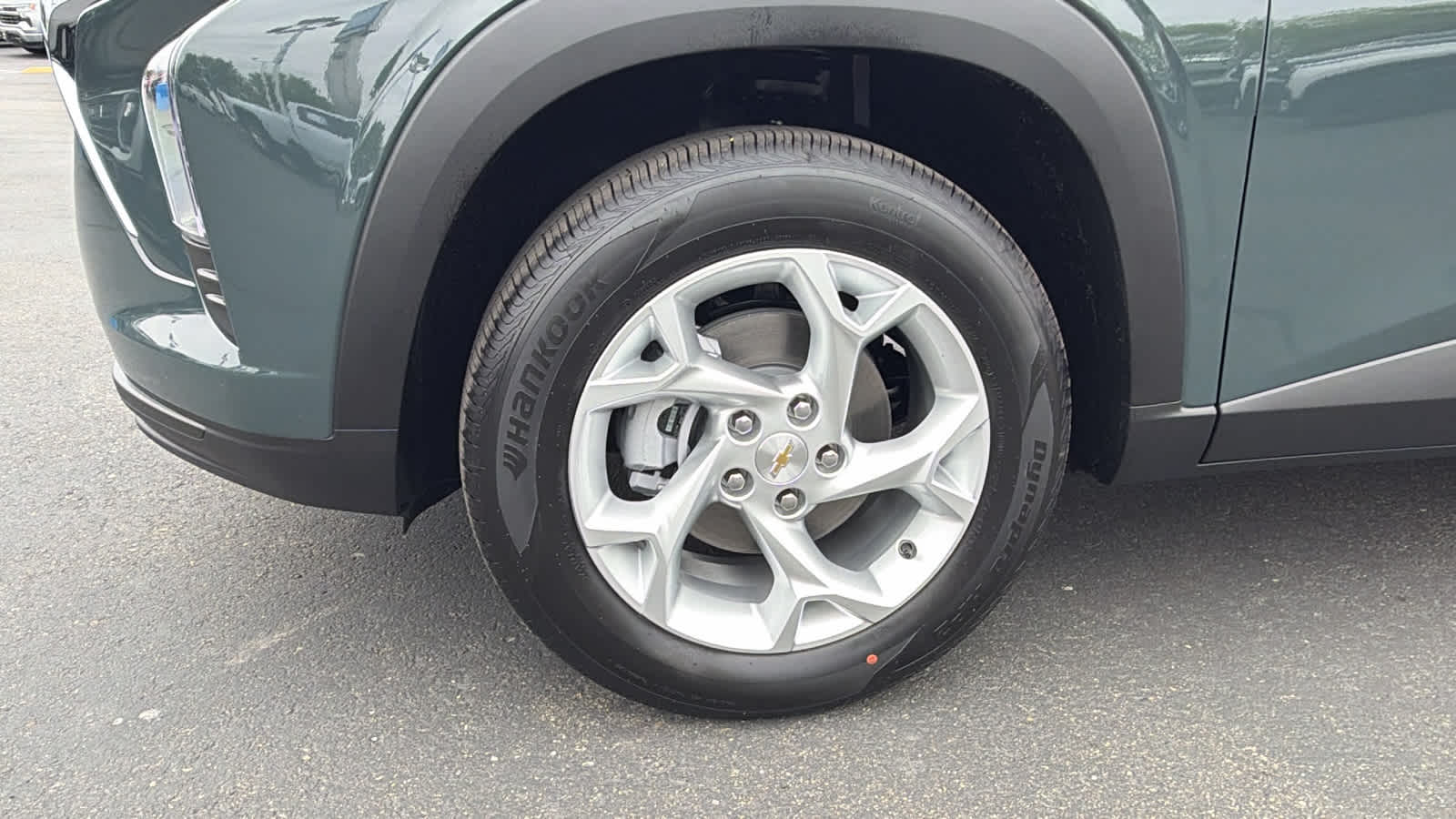 Thumbnail: 2026 Chevrolet Trax - 9