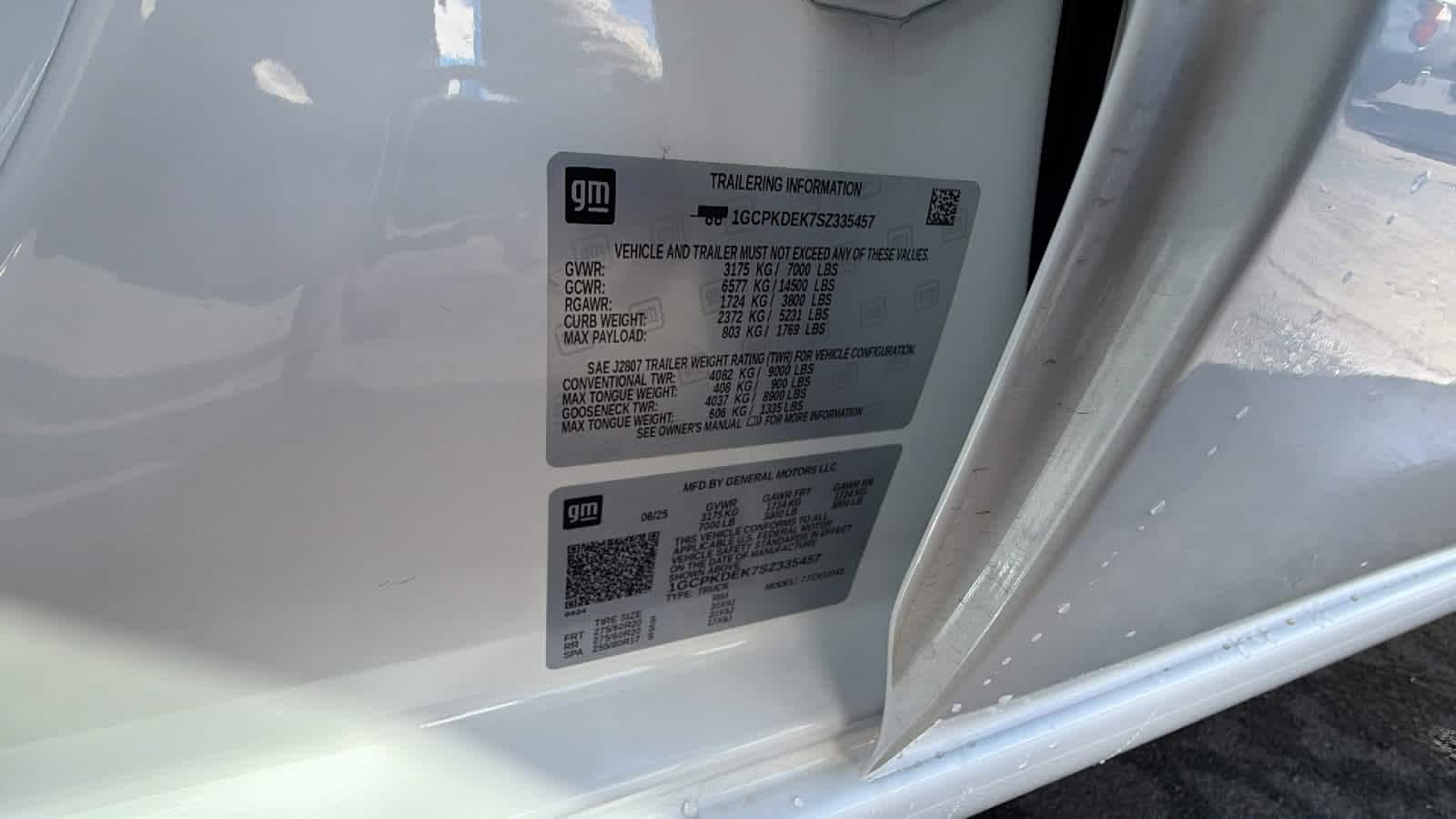 Thumbnail: 2025 Chevrolet Silverado 1500 - 30