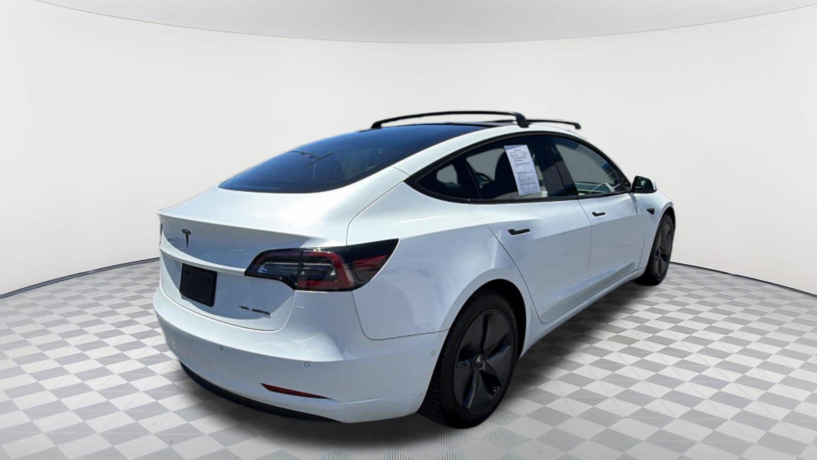 Thumbnail: 2019 Tesla Model 3 - 5