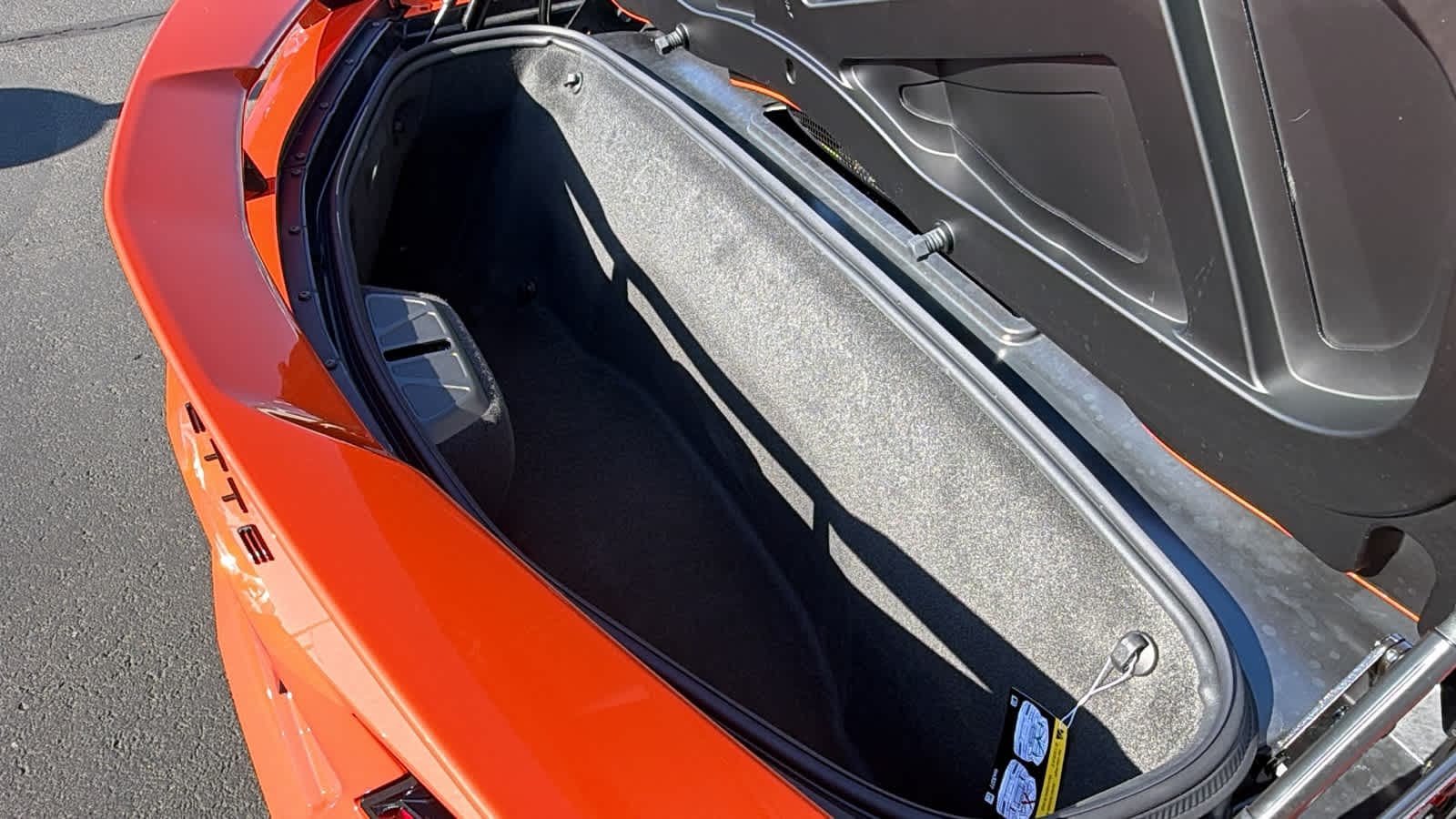 2027 Chevrolet Corvette 2LT - Photo 27