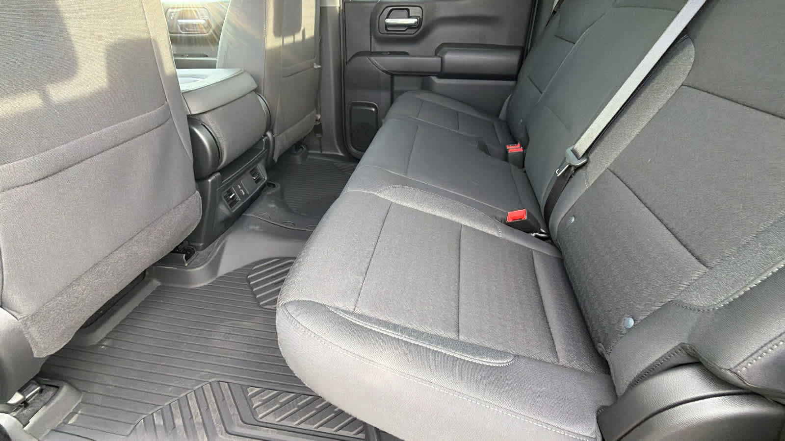 Thumbnail: 2026 Chevrolet Silverado 1500 - 24