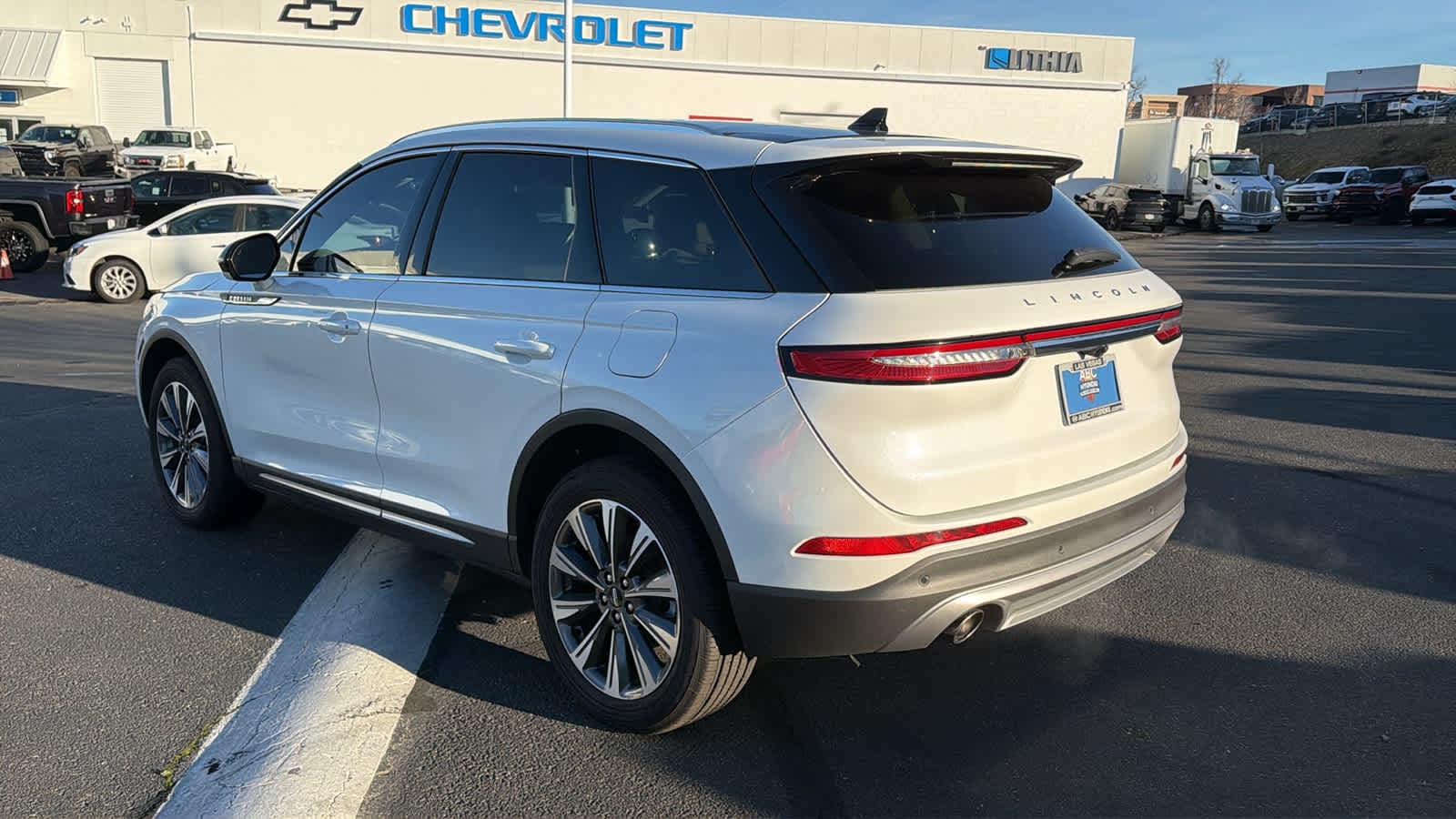 Thumbnail: 2022 Lincoln Corsair - 7