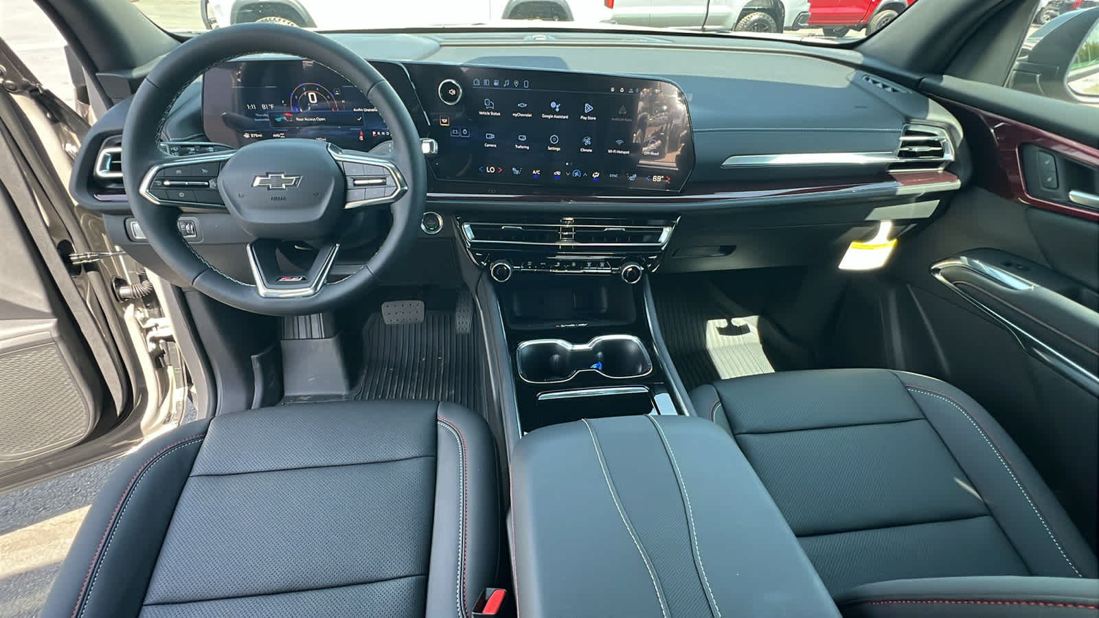 Thumbnail: 2026 Chevrolet Traverse - 26