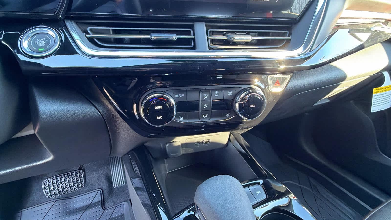 Thumbnail: 2026 Chevrolet Trax - 14