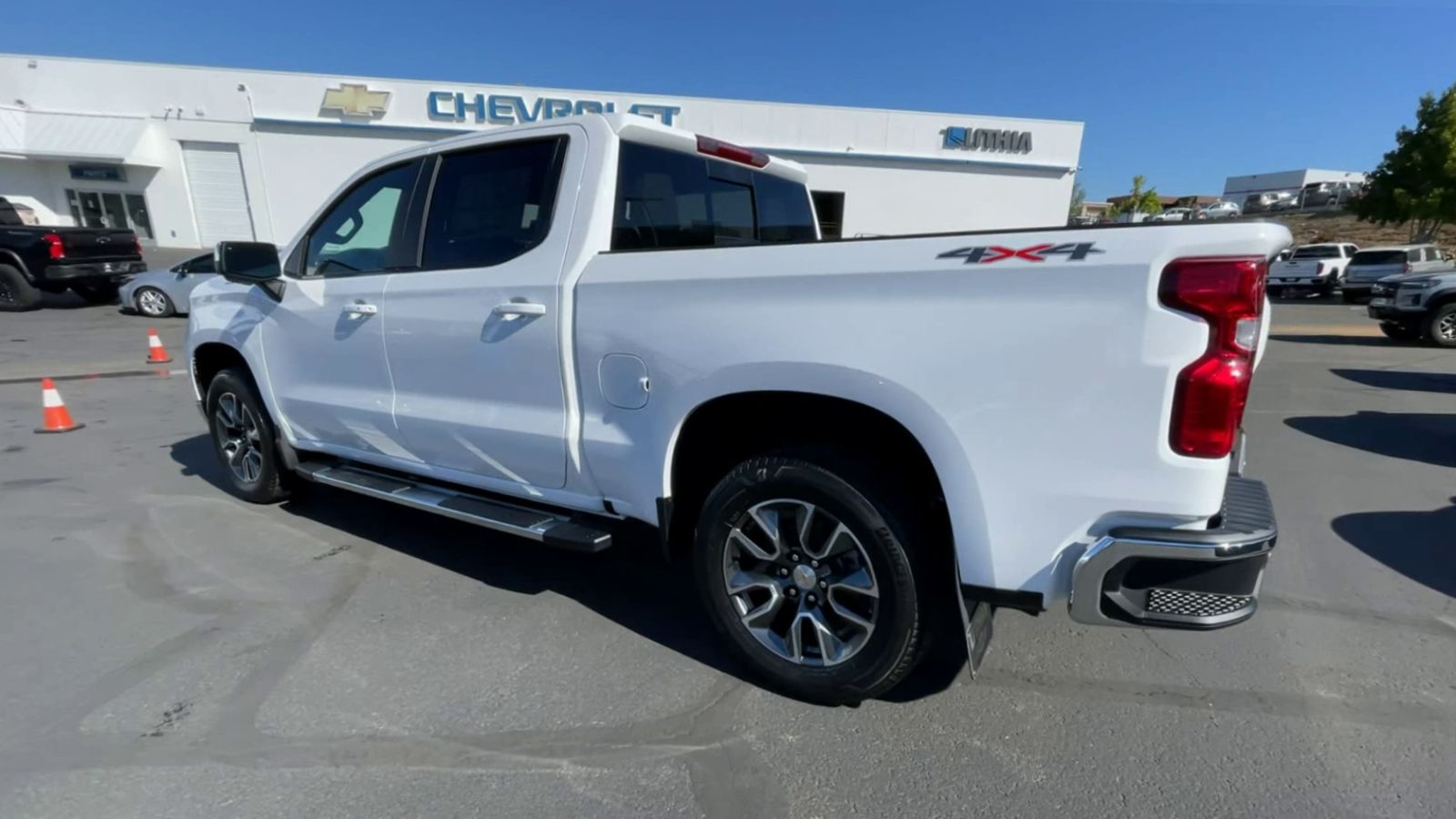 Thumbnail: 2025 Chevrolet Silverado 1500 - 27