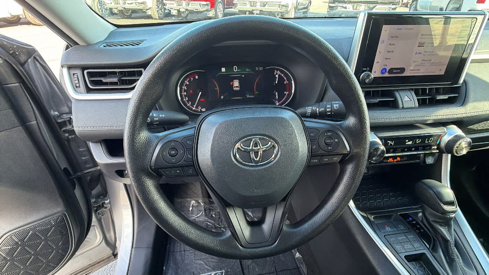 Thumbnail: 2024 Toyota RAV4 - 18