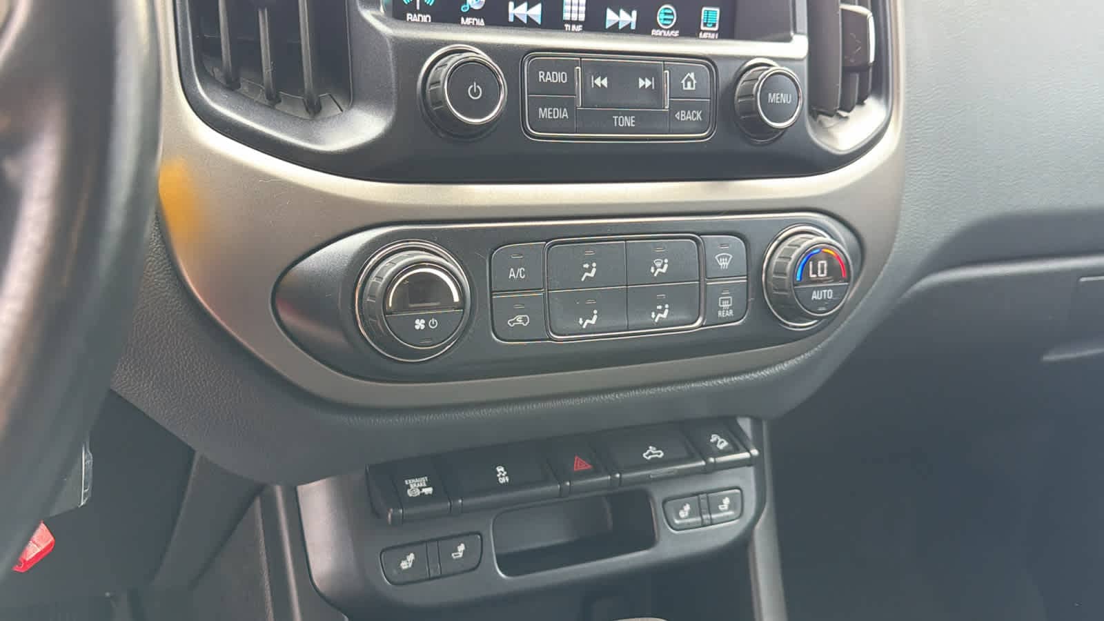 Thumbnail: 2016 Chevrolet Colorado - 13