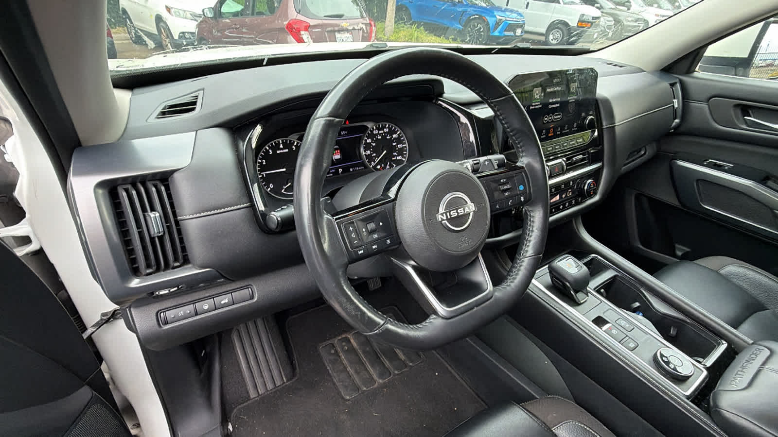 Thumbnail: 2022 Nissan Pathfinder - 10