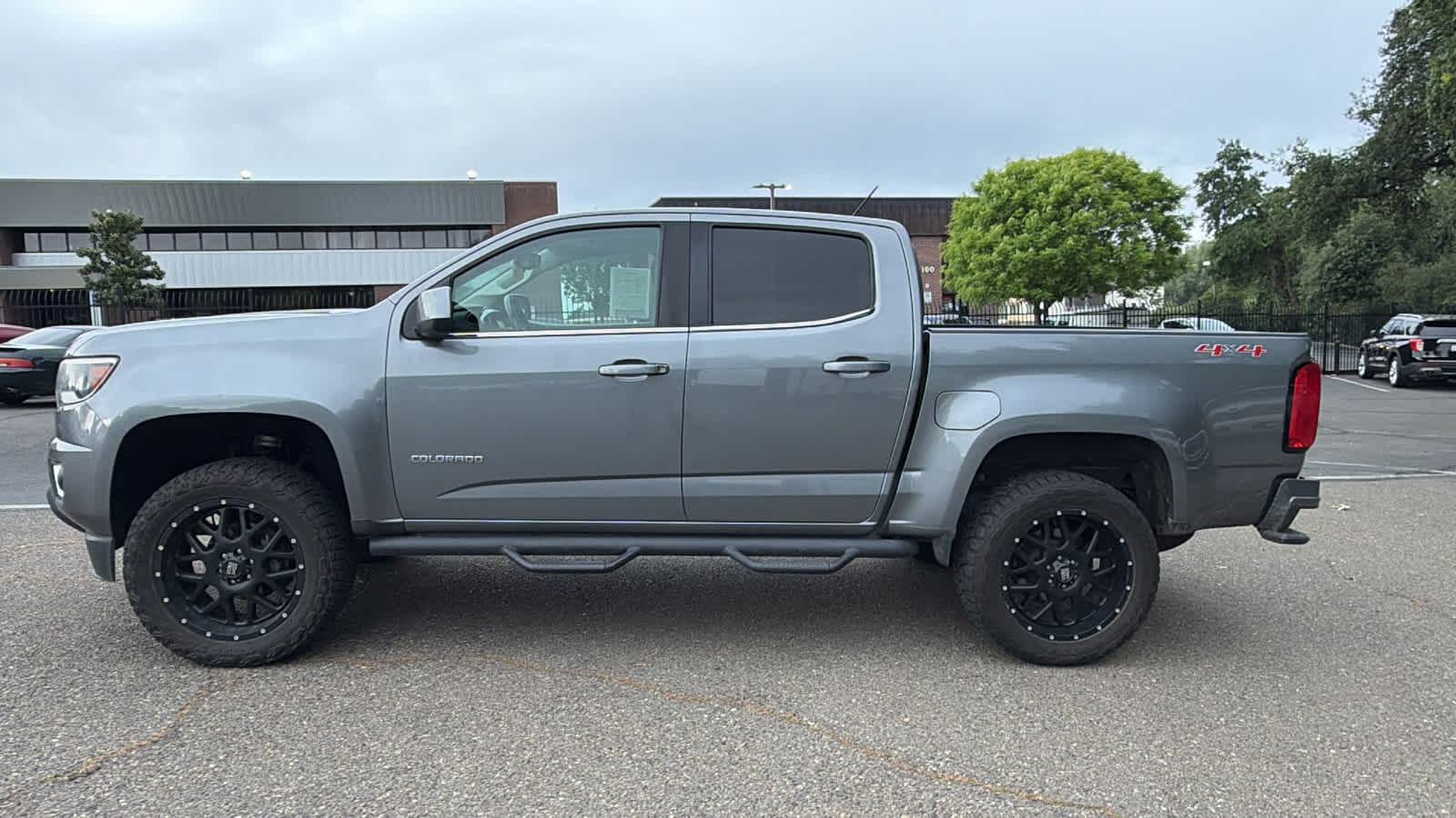 Thumbnail: 2020 Chevrolet Colorado - 8