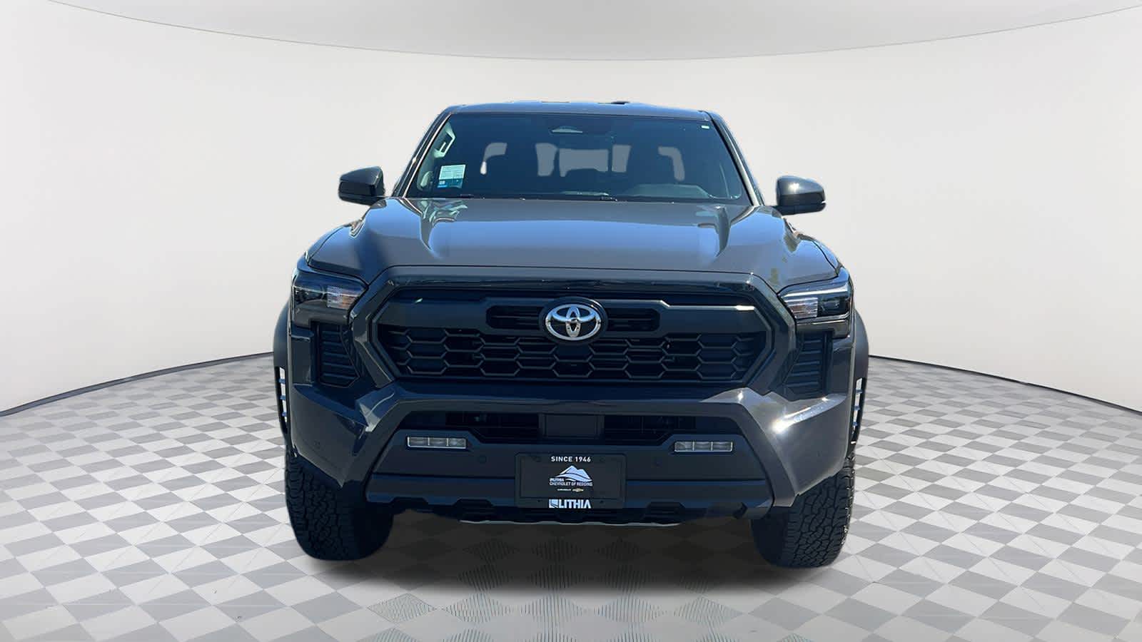 Used 2024 Toyota Tacoma TRD Off Road with VIN 3TMLB5JN8RM058768 for sale in Redding, CA