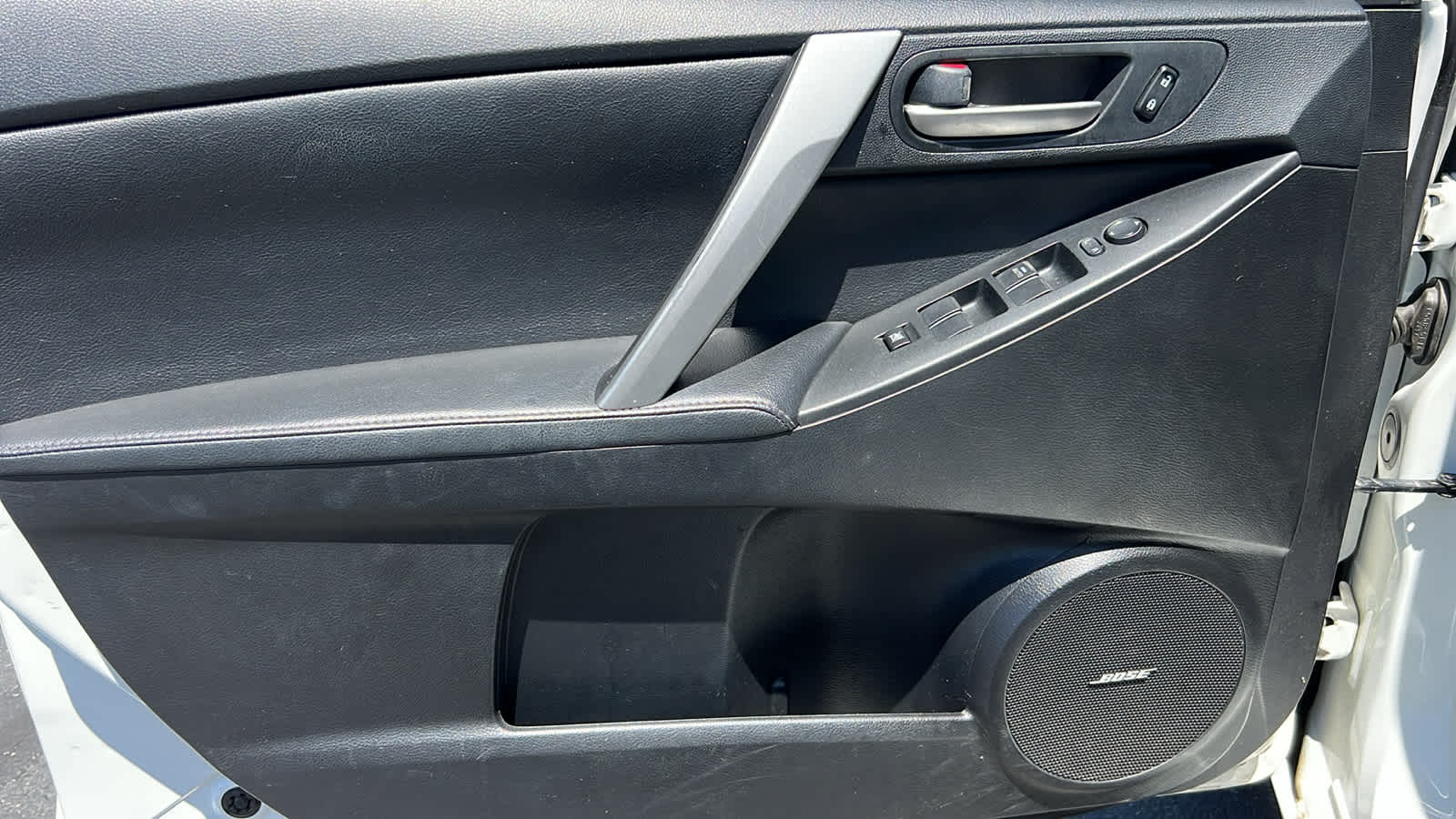 Thumbnail: 2012 Mazda Mazda3 - 23