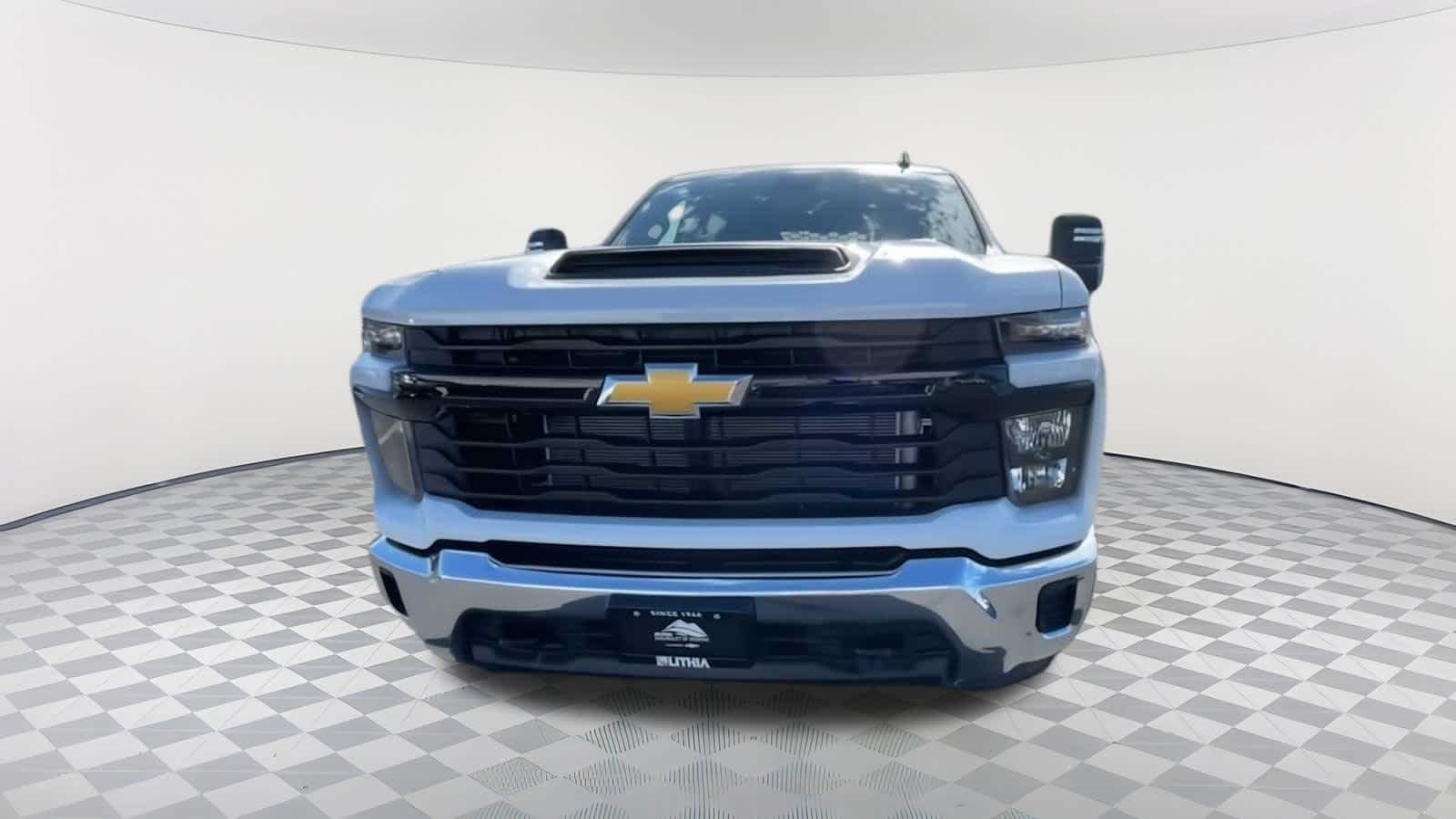 2024 Chevrolet Silverado 2500HD photo 4