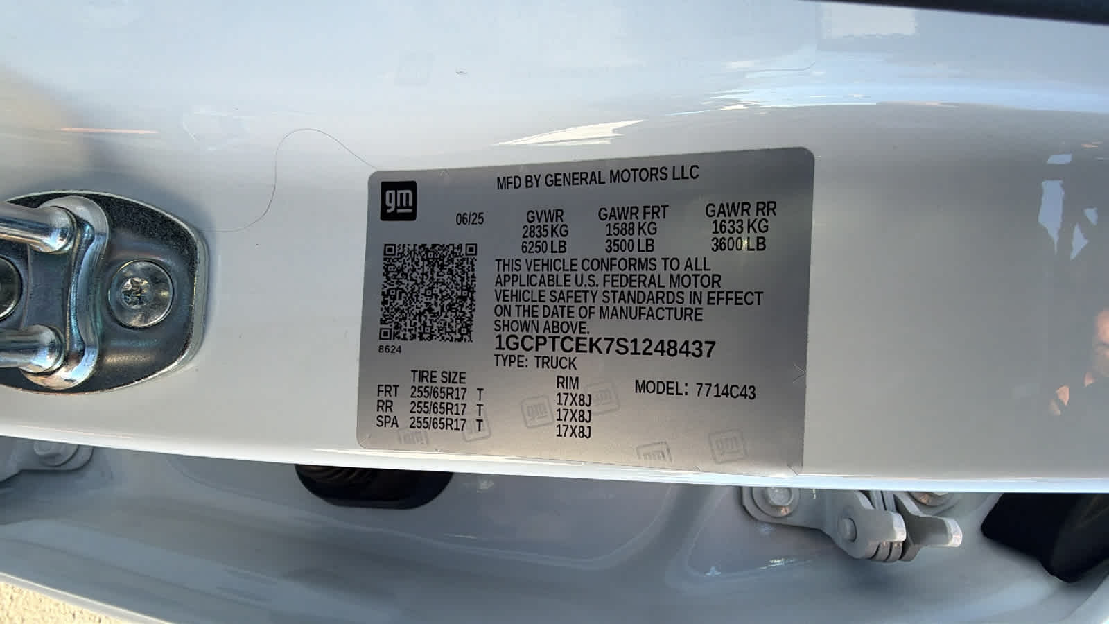 Thumbnail: 2025 Chevrolet Colorado - 30