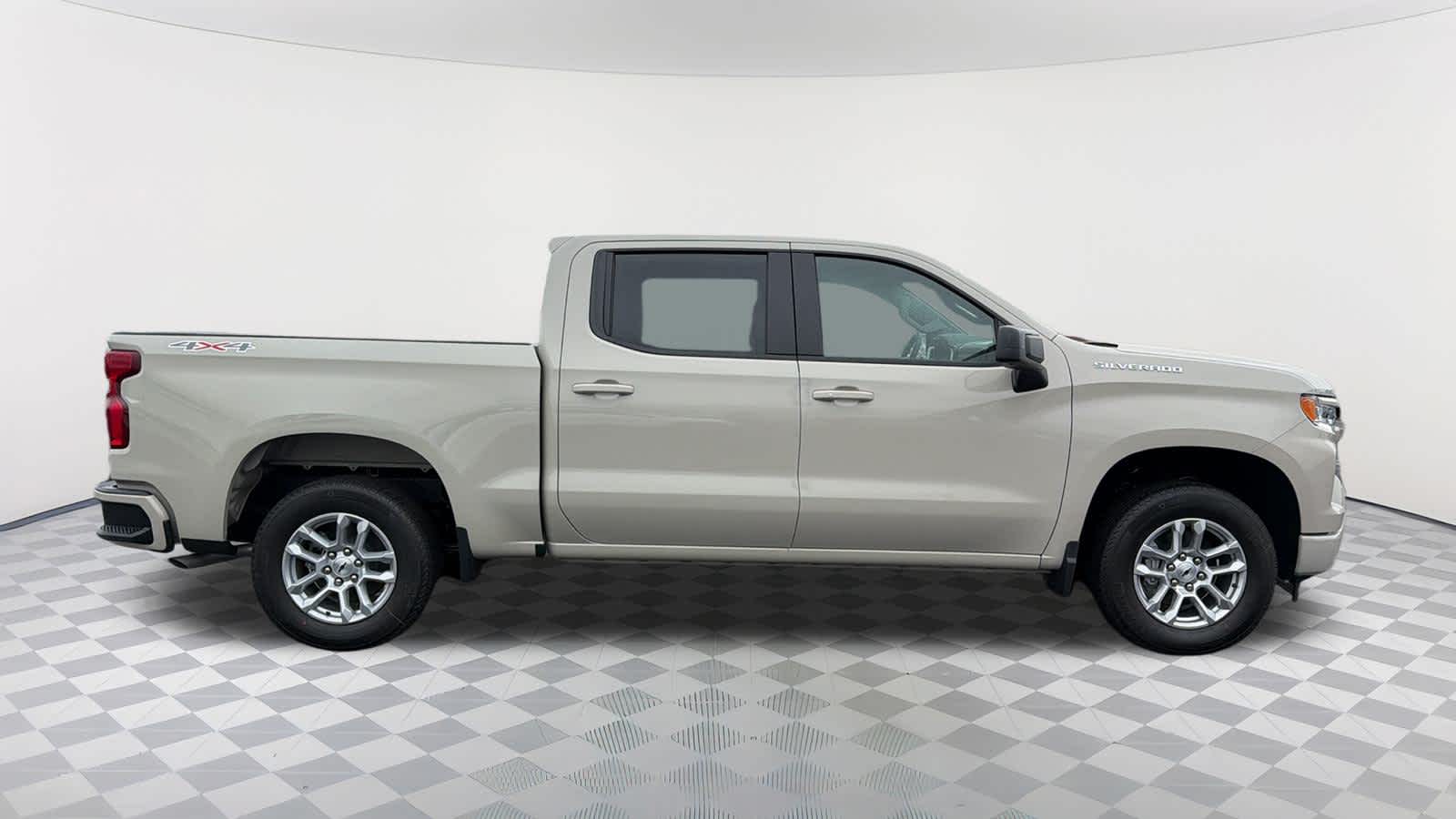 Thumbnail: 2026 Chevrolet Silverado 1500 - 4