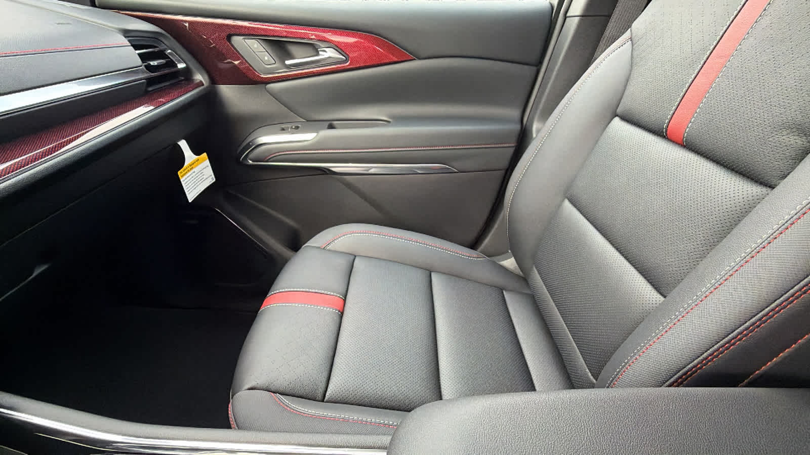 Thumbnail: 2026 Chevrolet Traverse - 12