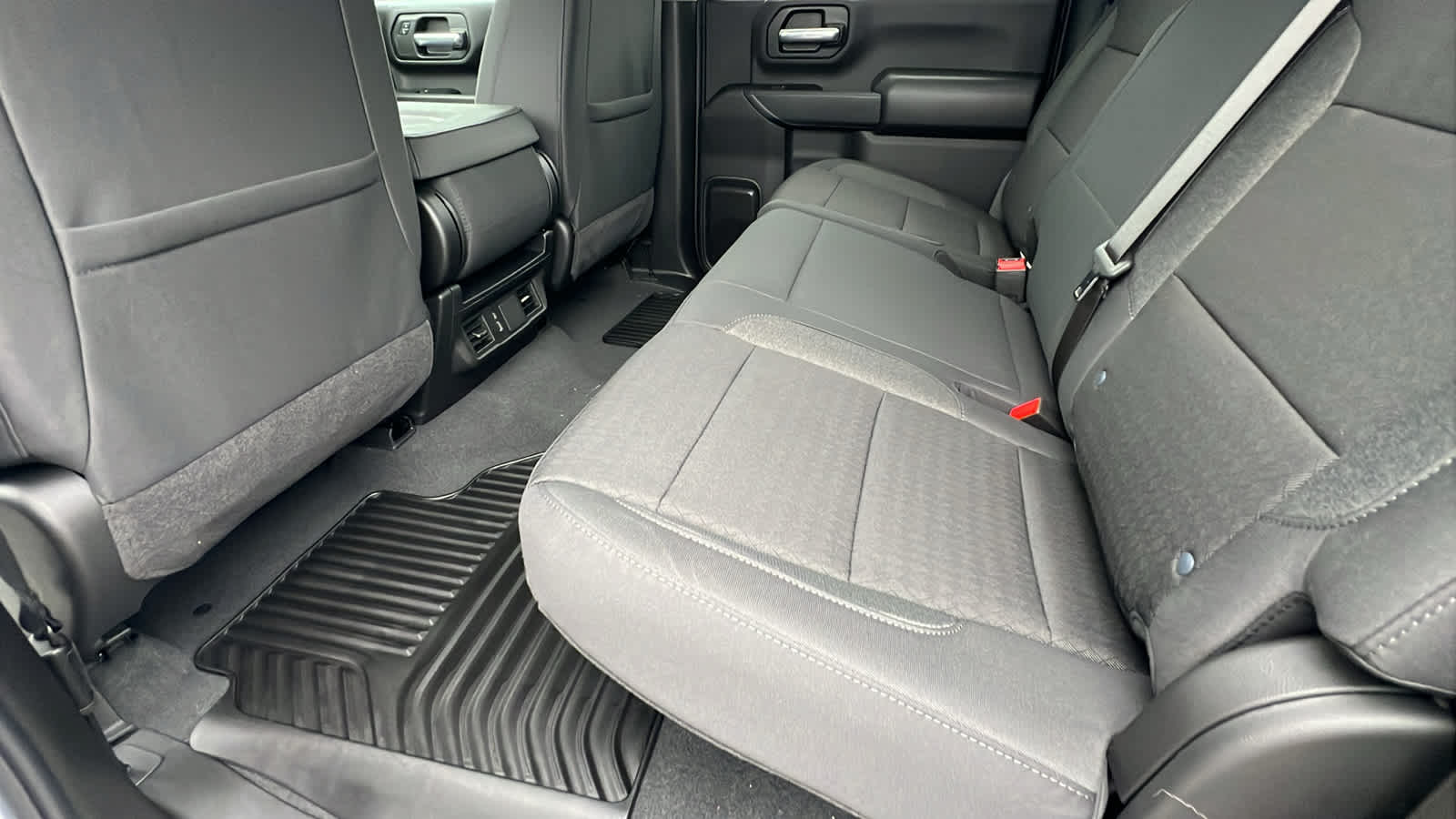 Thumbnail: 2026 Chevrolet Silverado 2500 - 24